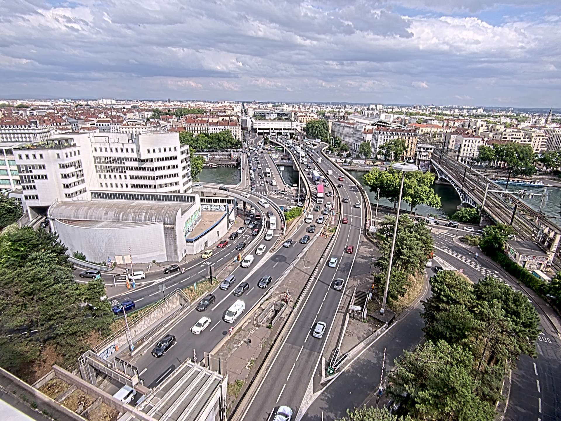 Caméra autoroute à Lyon Perrache à l'entrée Sud du Tunnel sous Fourvière, en direction de Marseille