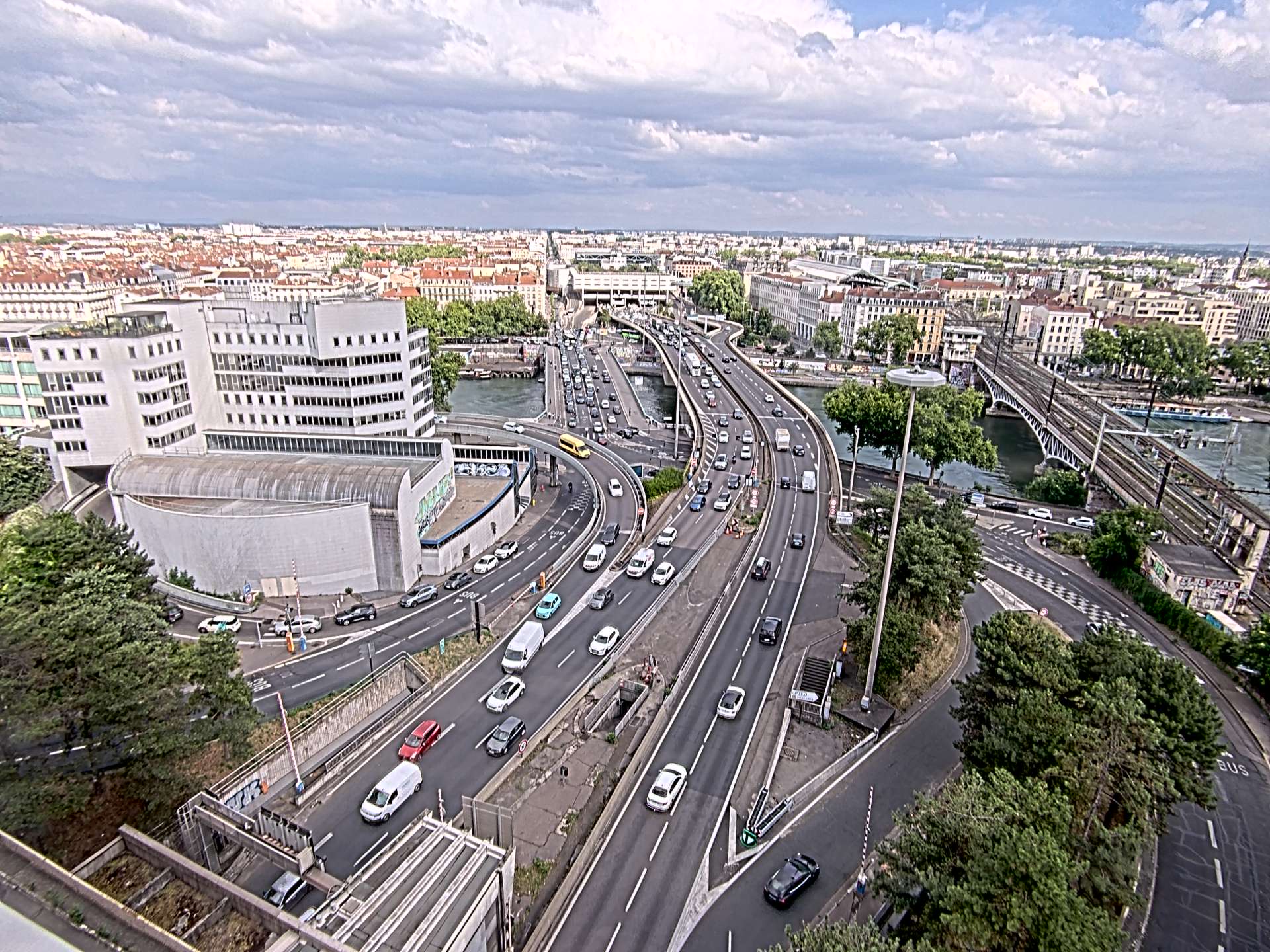 Caméra autoroute à Lyon Perrache à l'entrée Sud du Tunnel sous Fourvière, en direction de Marseille