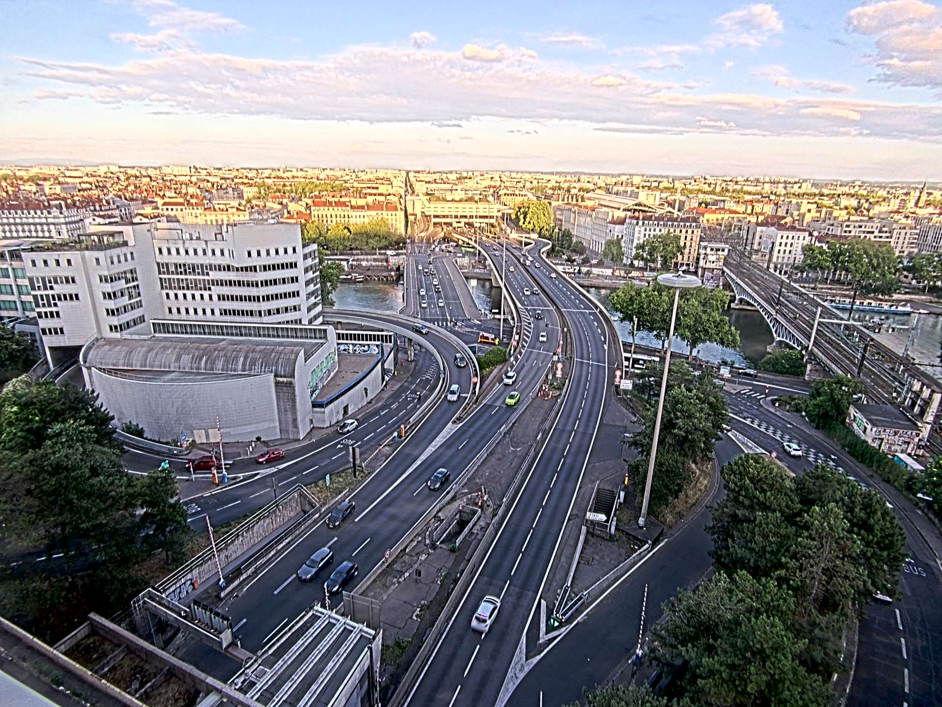 Caméra autoroute à Lyon Perrache à l'entrée Sud du Tunnel sous Fourvière, en direction de Marseille