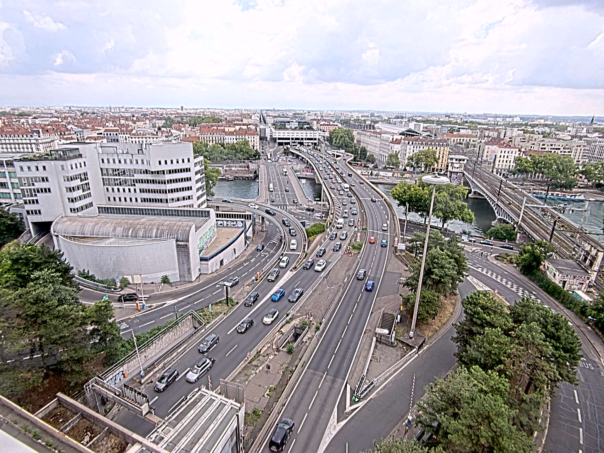 Caméra autoroute à Lyon Perrache à l'entrée Sud du Tunnel sous Fourvière, en direction de Marseille