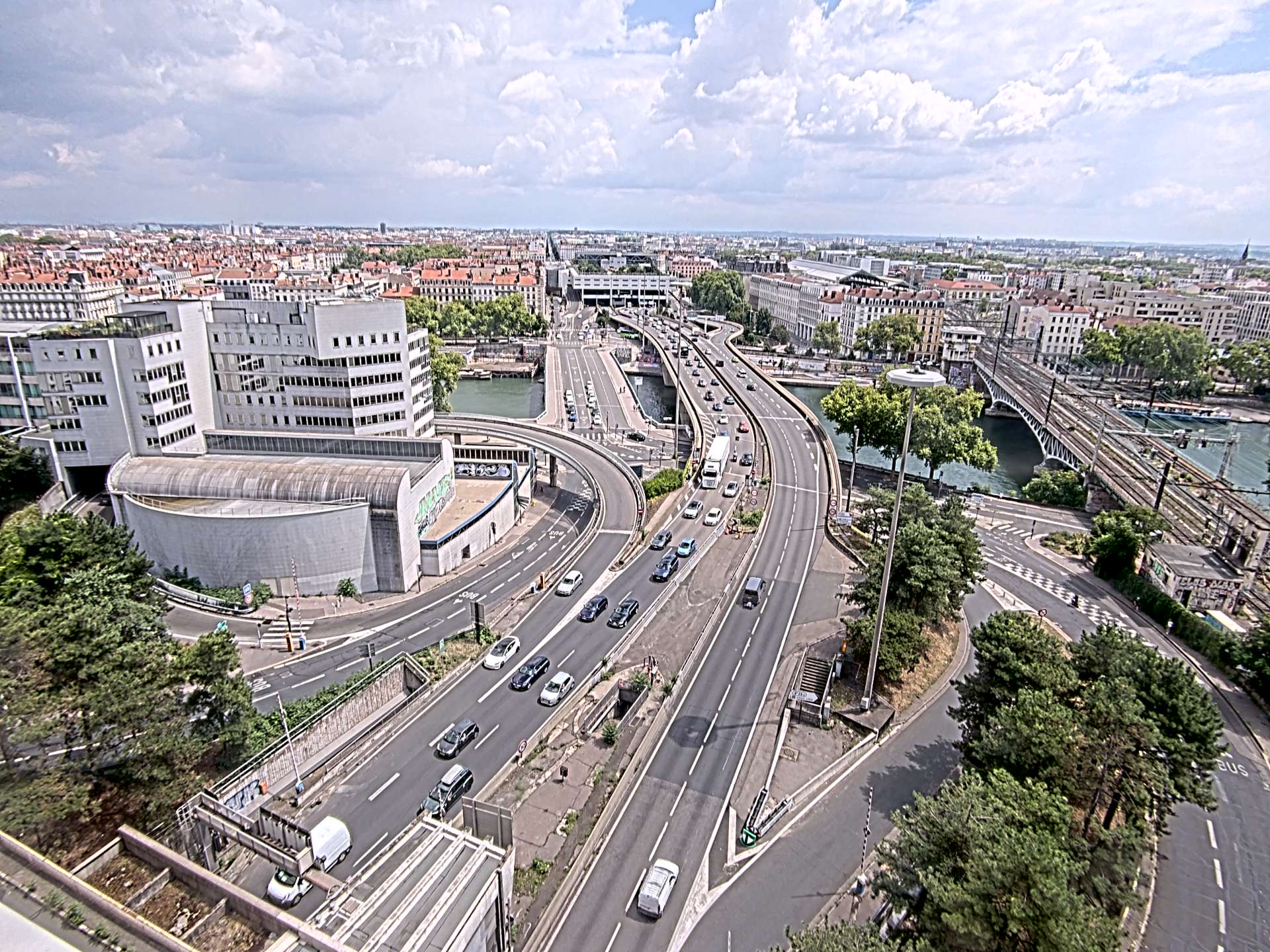 Caméra autoroute à Lyon Perrache à l'entrée Sud du Tunnel sous Fourvière, en direction de Marseille