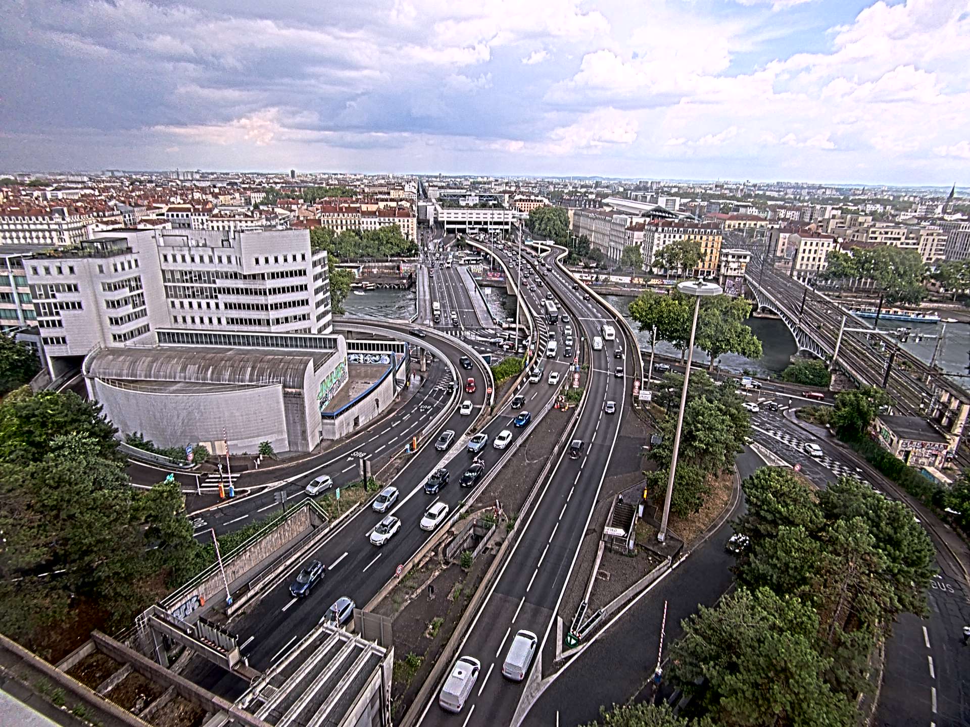 Caméra autoroute à Lyon Perrache à l'entrée Sud du Tunnel sous Fourvière, en direction de Marseille