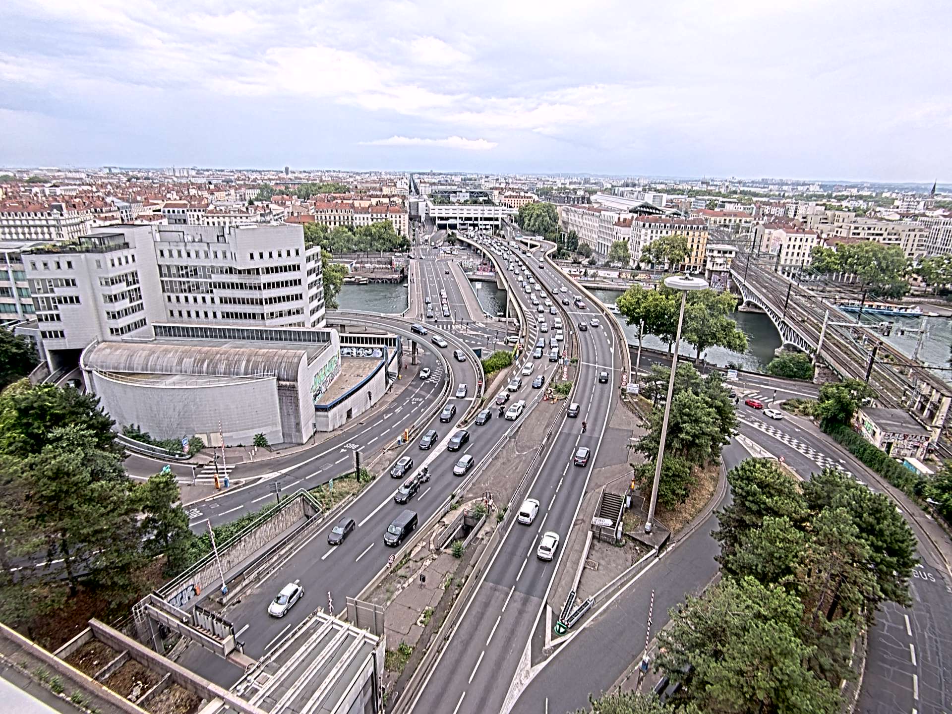 Caméra autoroute à Lyon Perrache à l'entrée Sud du Tunnel sous Fourvière, en direction de Marseille