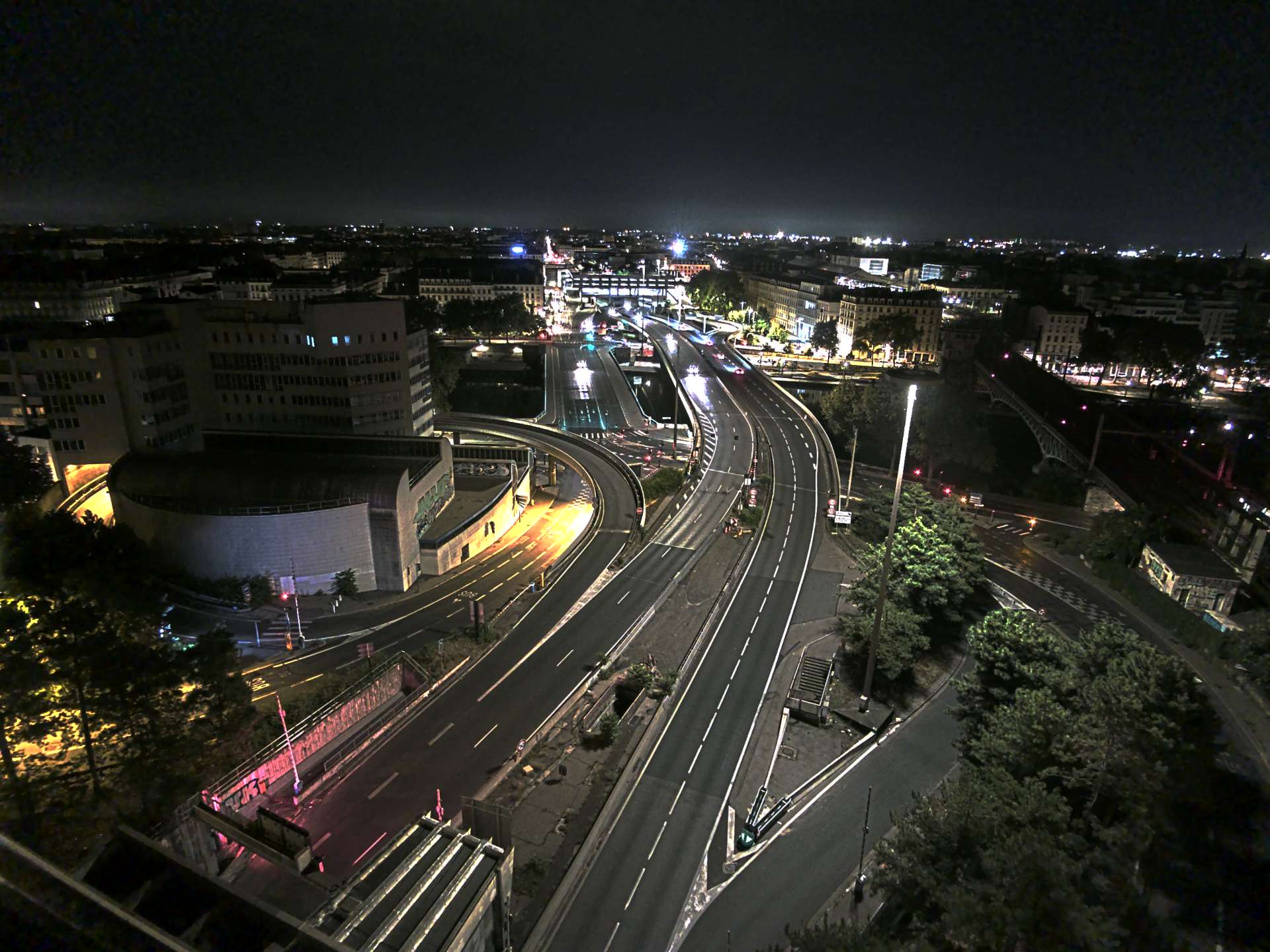 Caméra autoroute à Lyon Perrache à l'entrée Sud du Tunnel sous Fourvière, en direction de Marseille