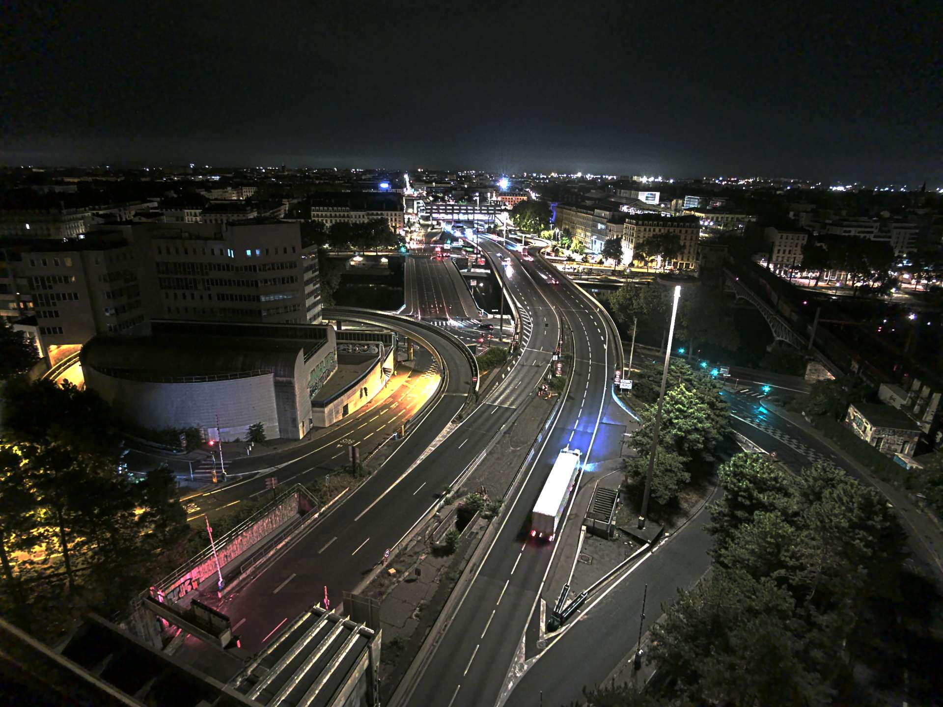 Caméra autoroute à Lyon Perrache à l'entrée Sud du Tunnel sous Fourvière, en direction de Marseille