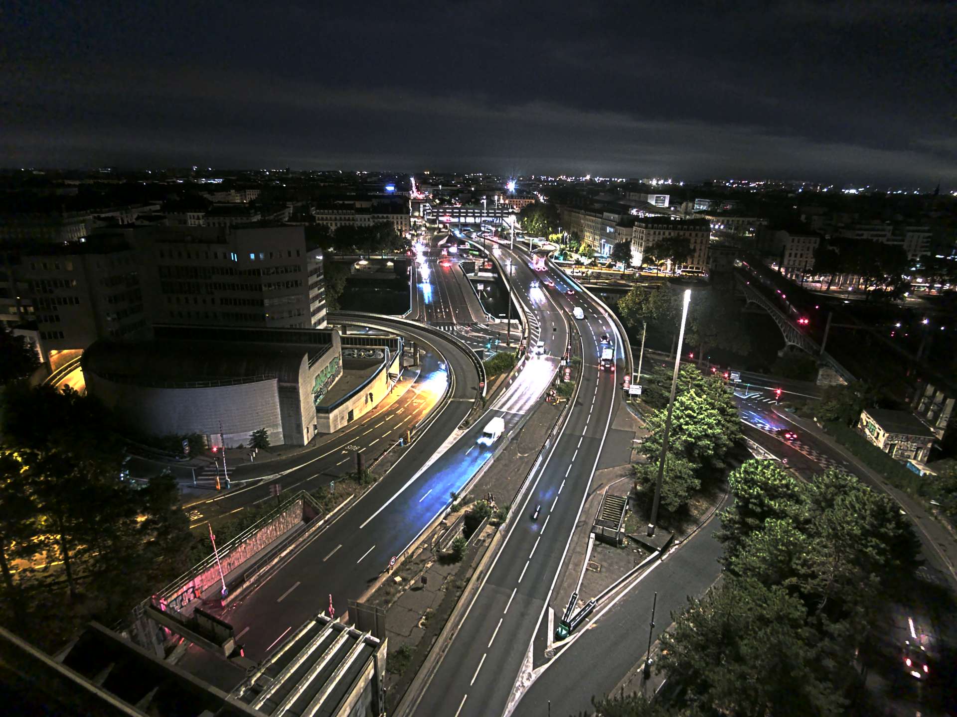 Caméra autoroute à Lyon Perrache à l'entrée Sud du Tunnel sous Fourvière, en direction de Marseille