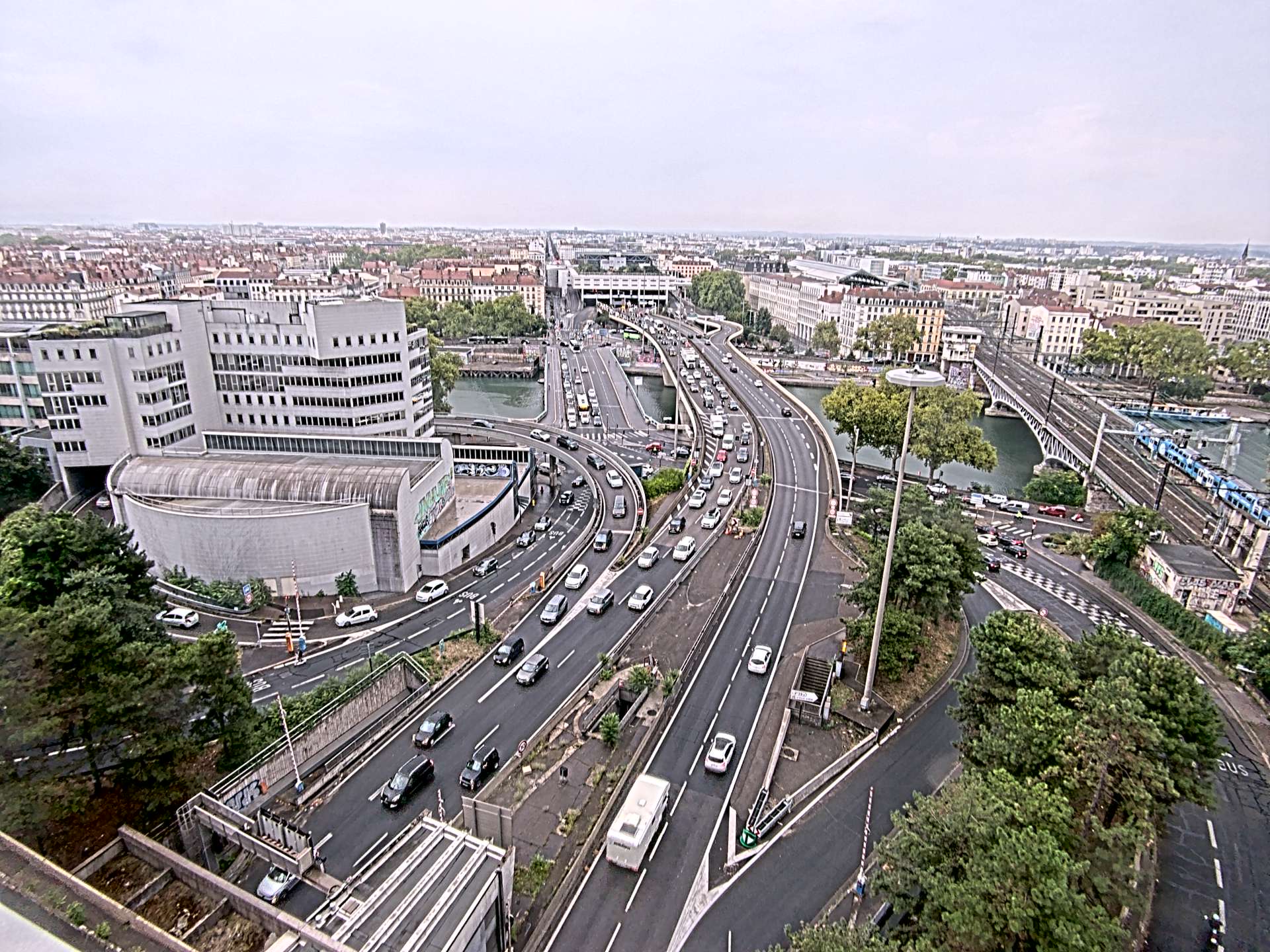 Caméra autoroute à Lyon Perrache à l'entrée Sud du Tunnel sous Fourvière, en direction de Marseille