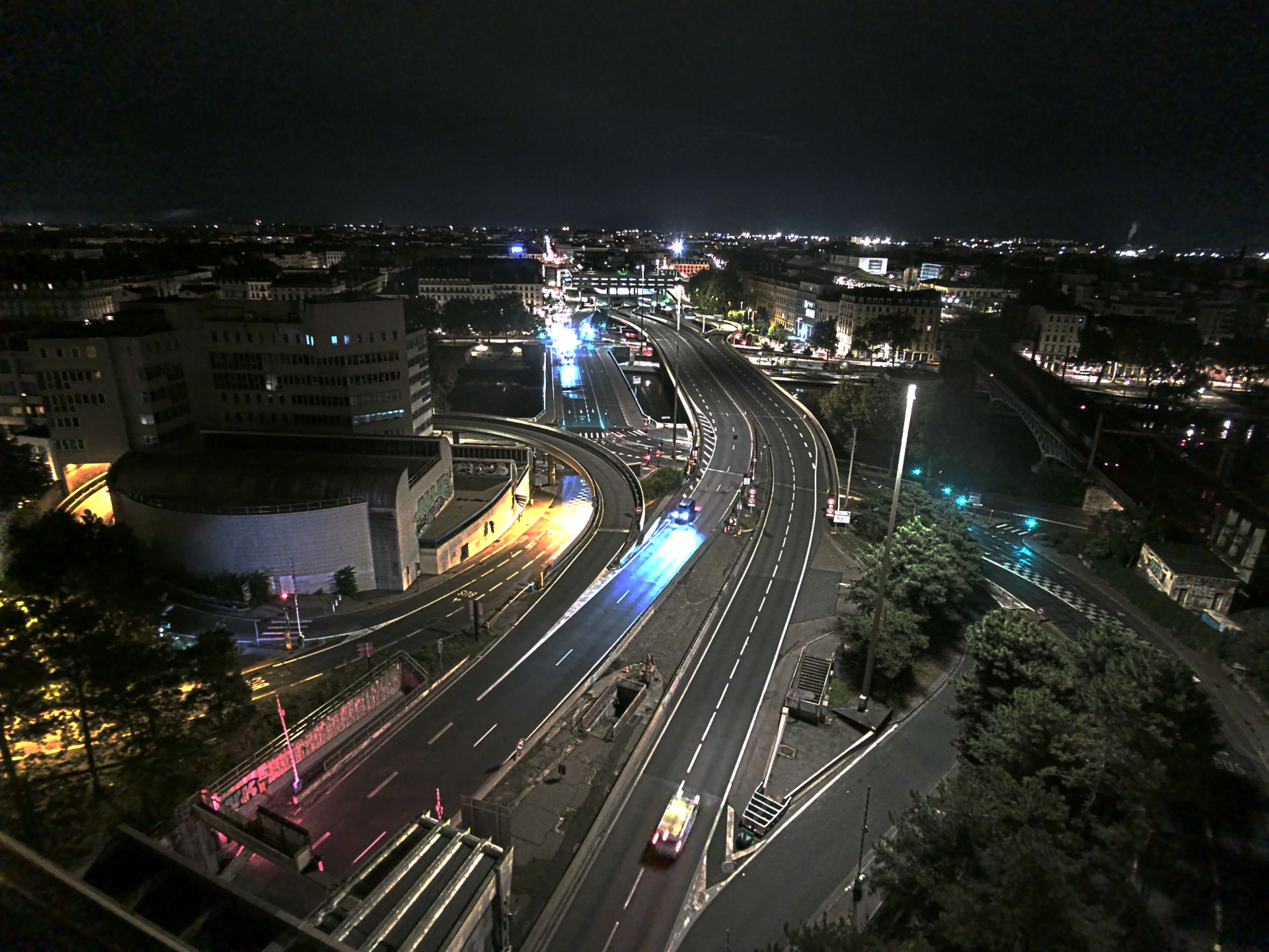 Caméra autoroute à Lyon Perrache à l'entrée Sud du Tunnel sous Fourvière, en direction de Marseille