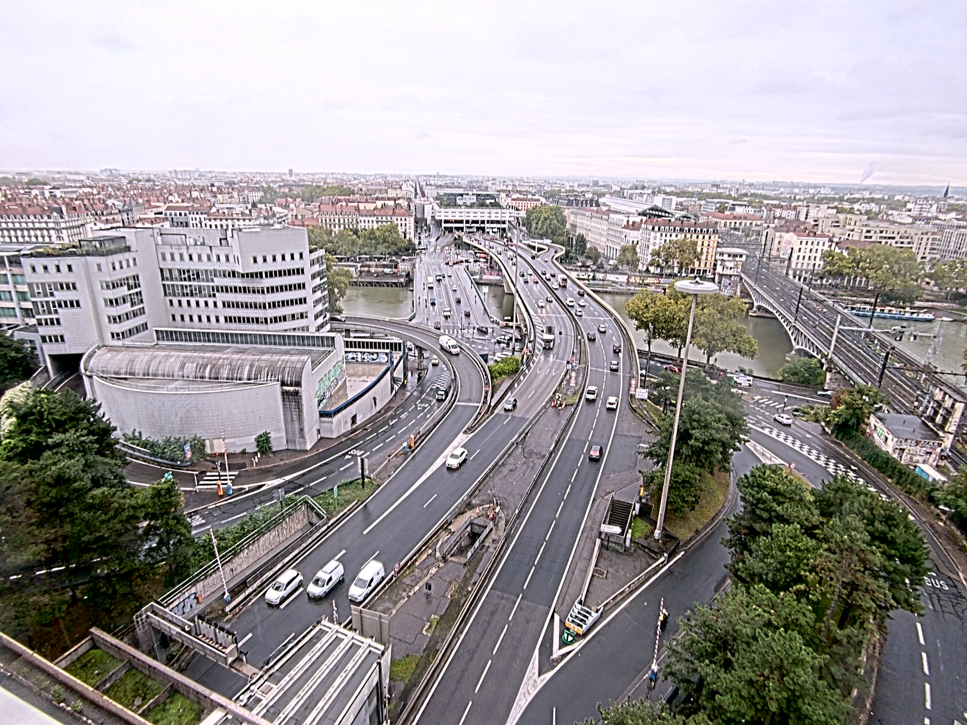 Caméra autoroute à Lyon Perrache à l'entrée Sud du Tunnel sous Fourvière, en direction de Marseille