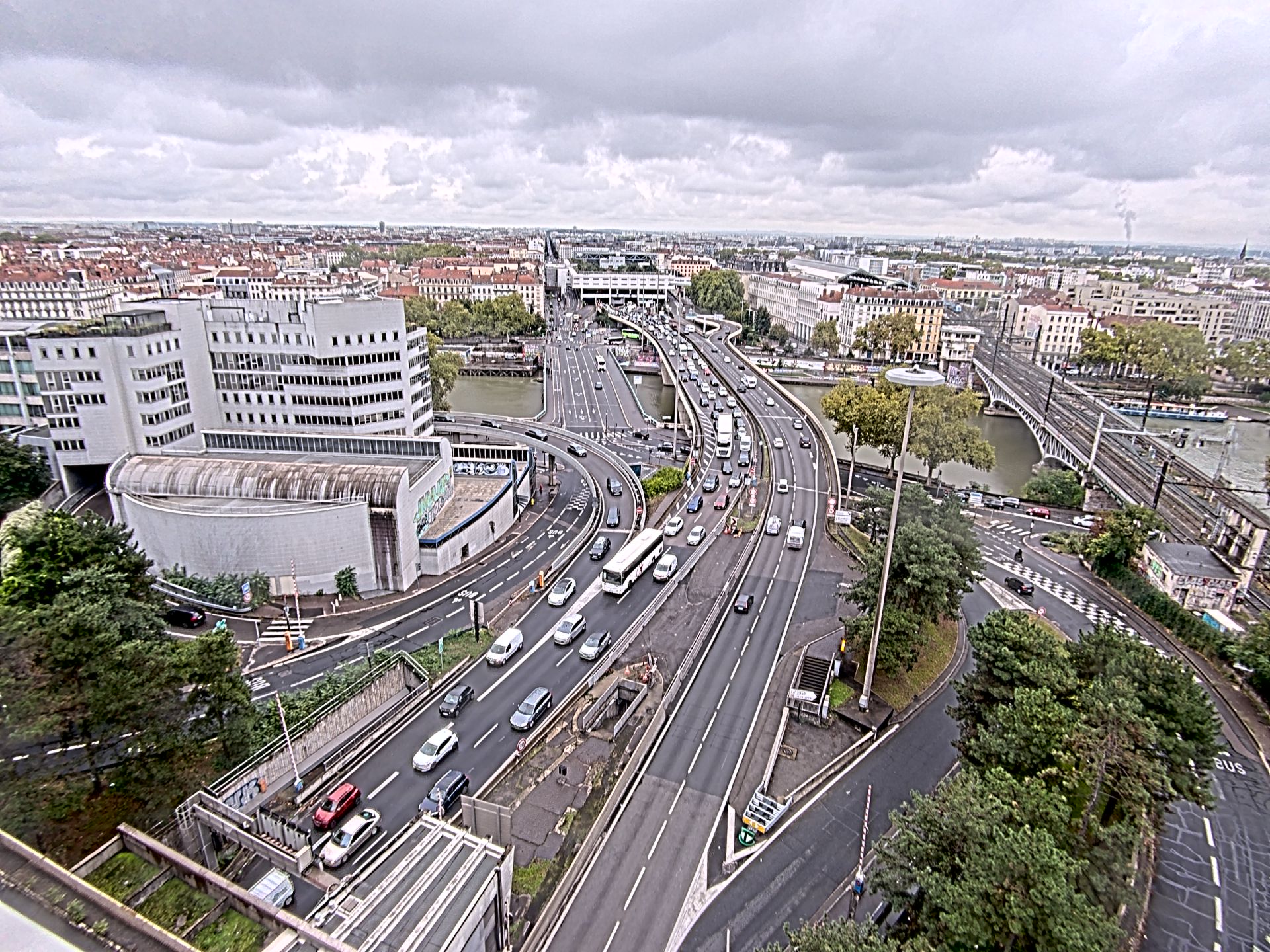 Caméra autoroute à Lyon Perrache à l'entrée Sud du Tunnel sous Fourvière, en direction de Marseille