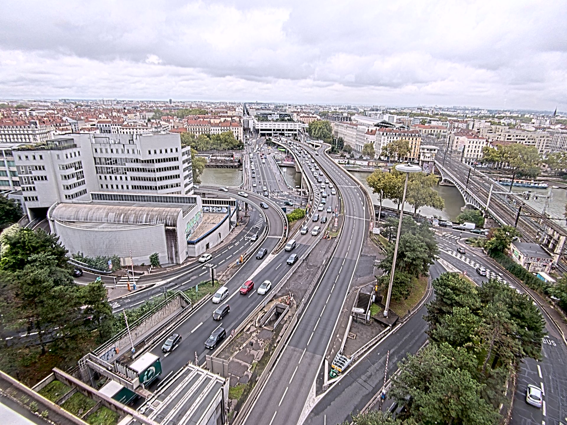Caméra autoroute à Lyon Perrache à l'entrée Sud du Tunnel sous Fourvière, en direction de Marseille