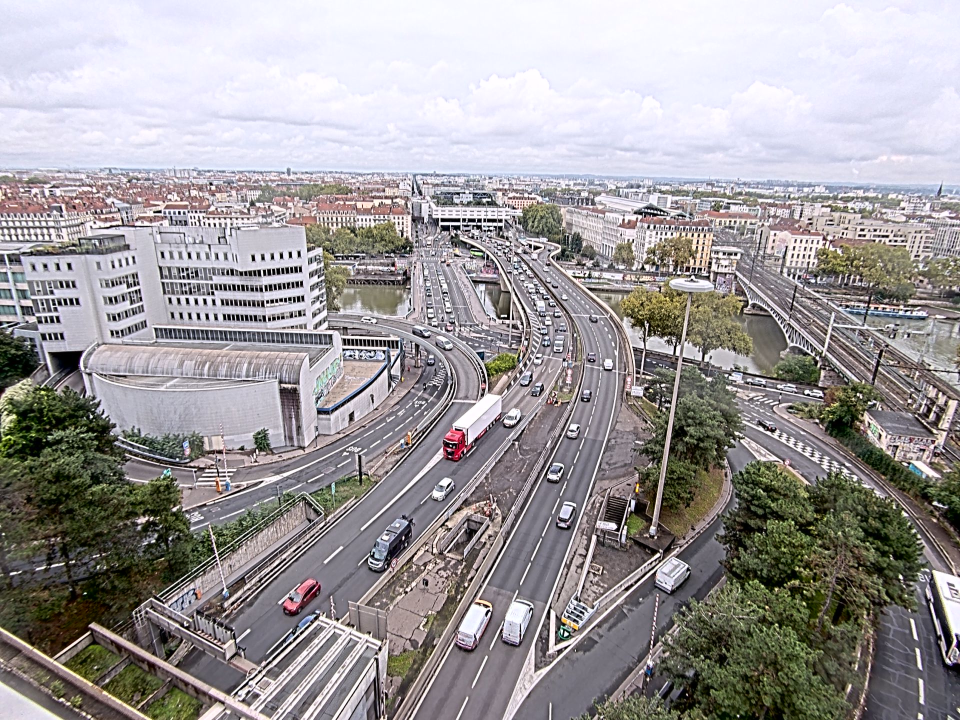 Caméra autoroute à Lyon Perrache à l'entrée Sud du Tunnel sous Fourvière, en direction de Marseille