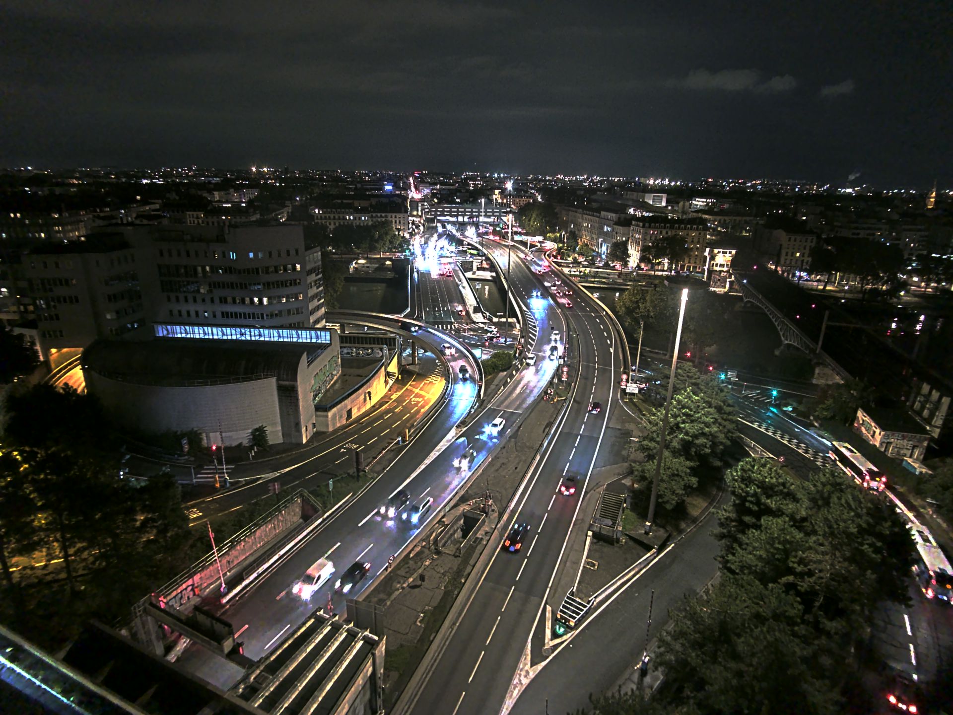 Caméra autoroute à Lyon Perrache à l'entrée Sud du Tunnel sous Fourvière, en direction de Marseille