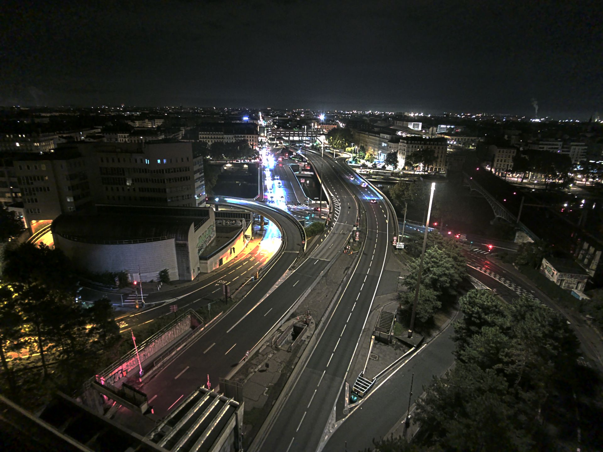 Caméra autoroute à Lyon Perrache à l'entrée Sud du Tunnel sous Fourvière, en direction de Marseille