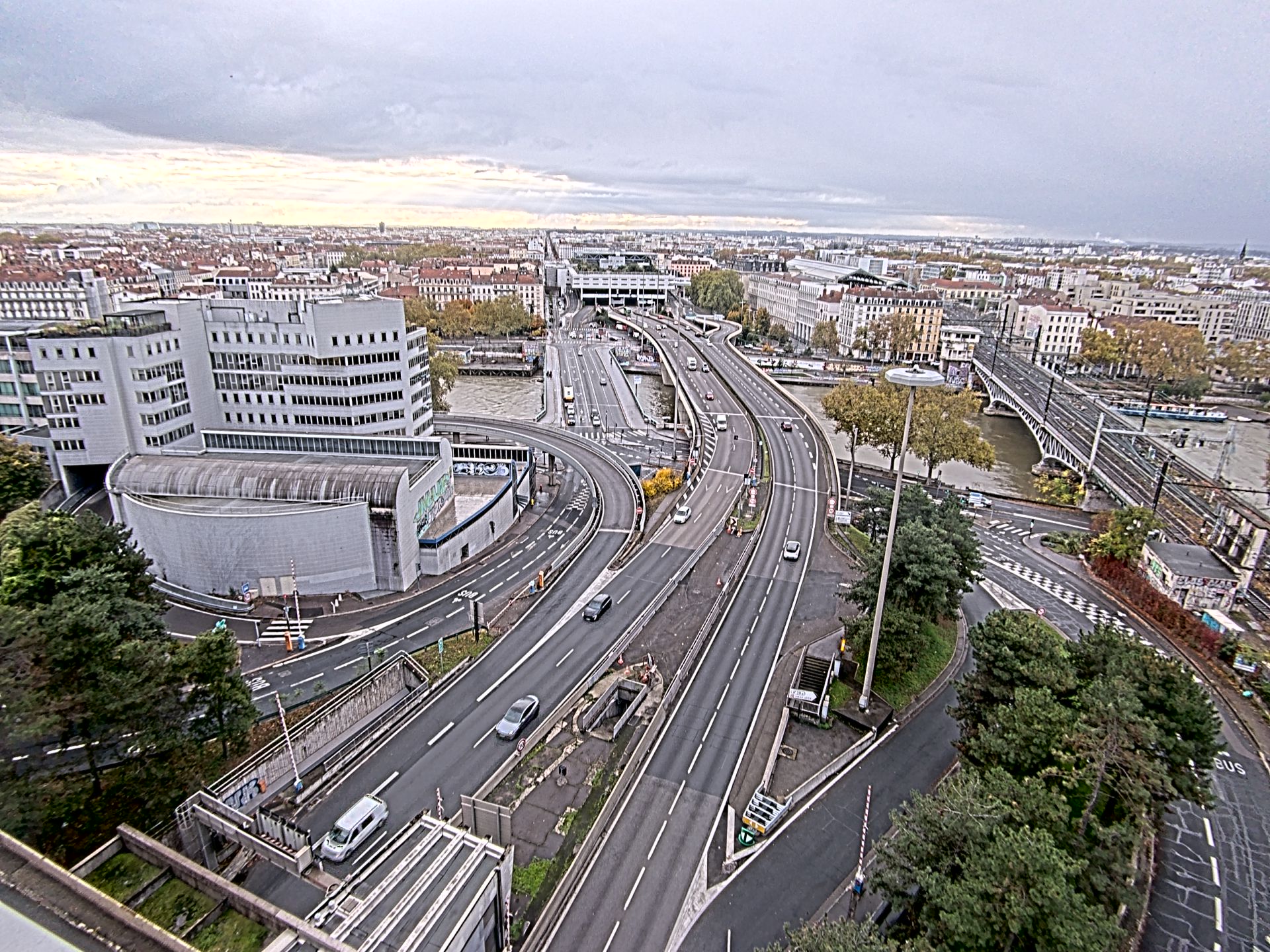 Caméra autoroute à Lyon Perrache à l'entrée Sud du Tunnel sous Fourvière, en direction de Marseille