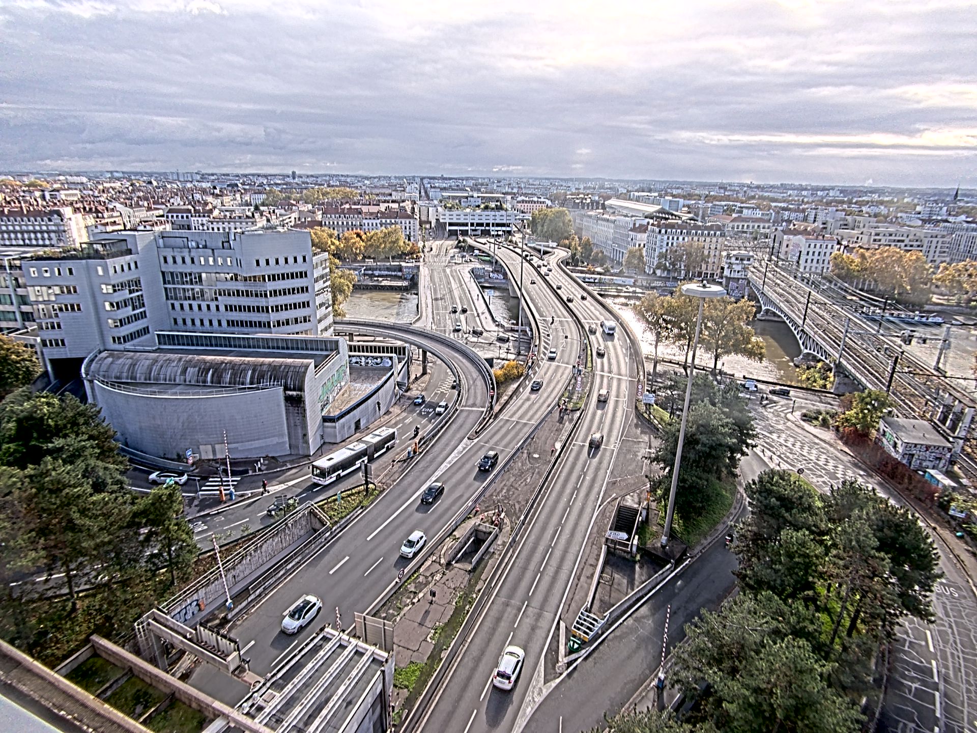 Caméra autoroute à Lyon Perrache à l'entrée Sud du Tunnel sous Fourvière, en direction de Marseille
