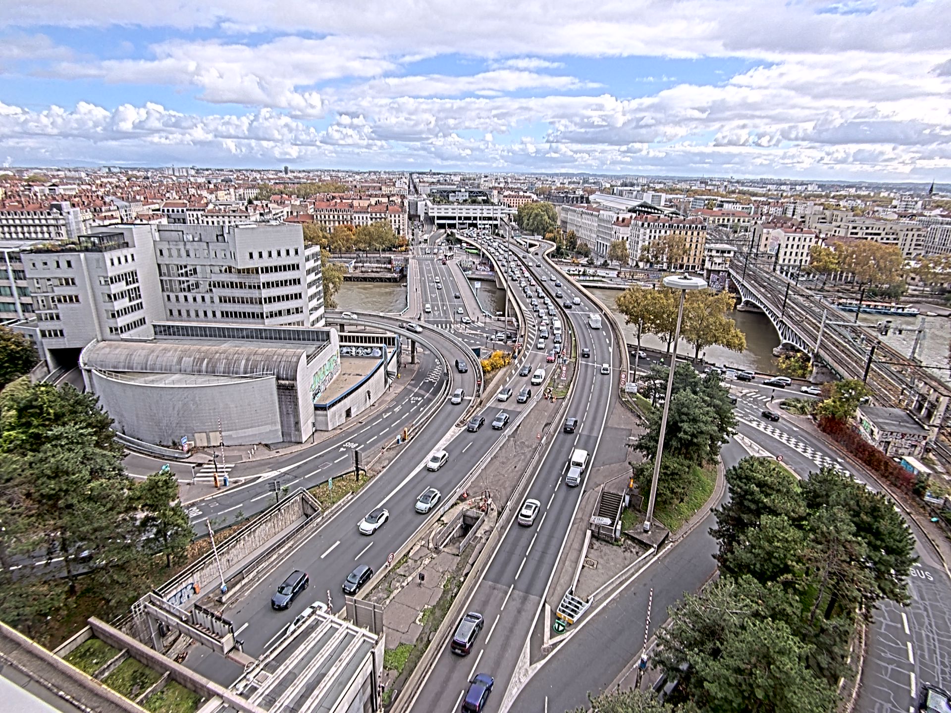 Caméra autoroute à Lyon Perrache à l'entrée Sud du Tunnel sous Fourvière, en direction de Marseille