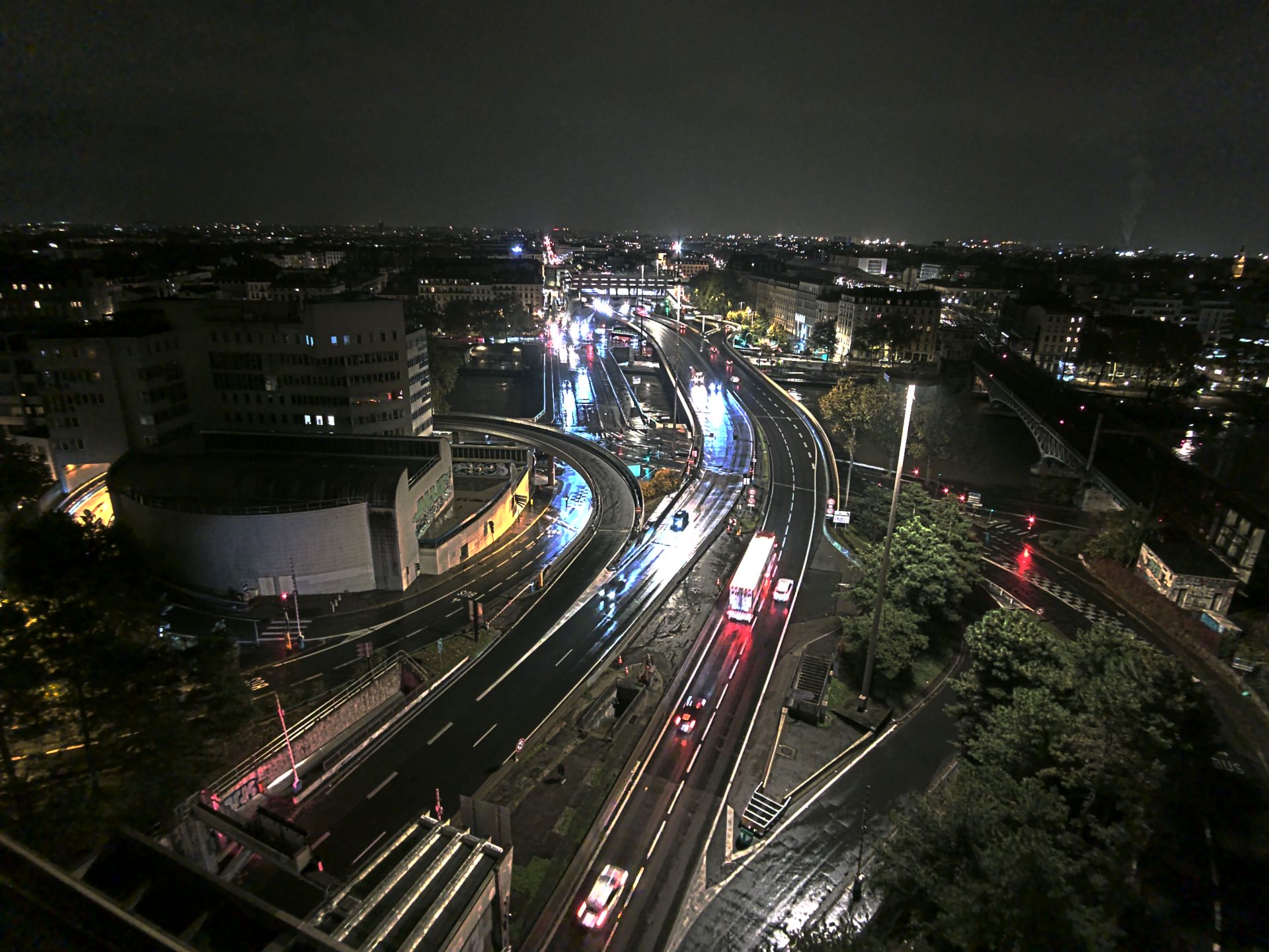 Caméra autoroute à Lyon Perrache à l'entrée Sud du Tunnel sous Fourvière, en direction de Marseille