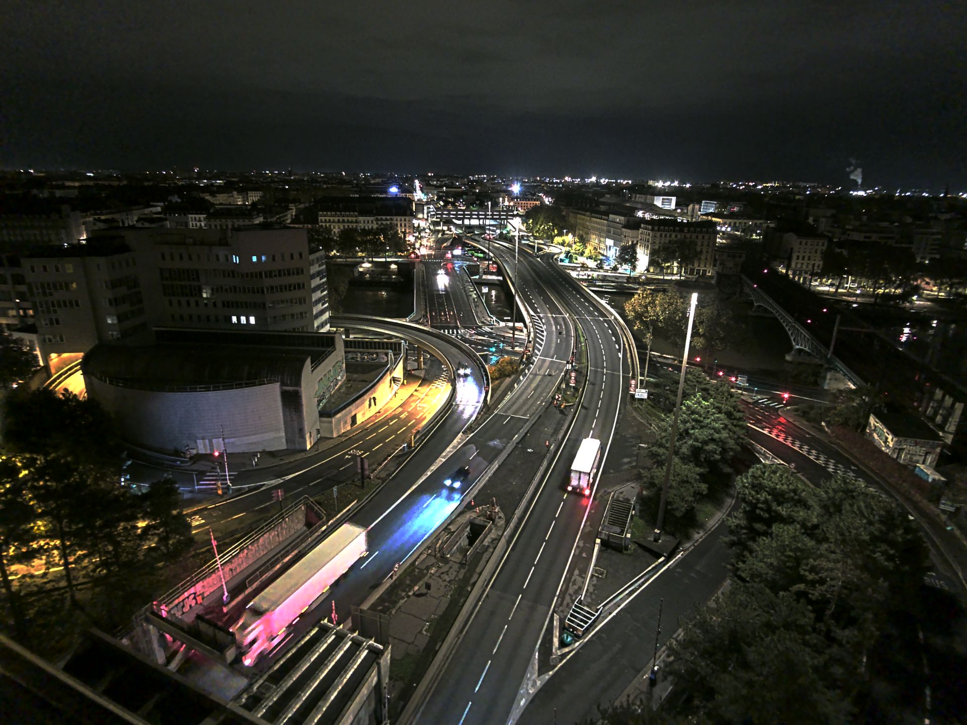 Caméra autoroute à Lyon Perrache à l'entrée Sud du Tunnel sous Fourvière, en direction de Marseille