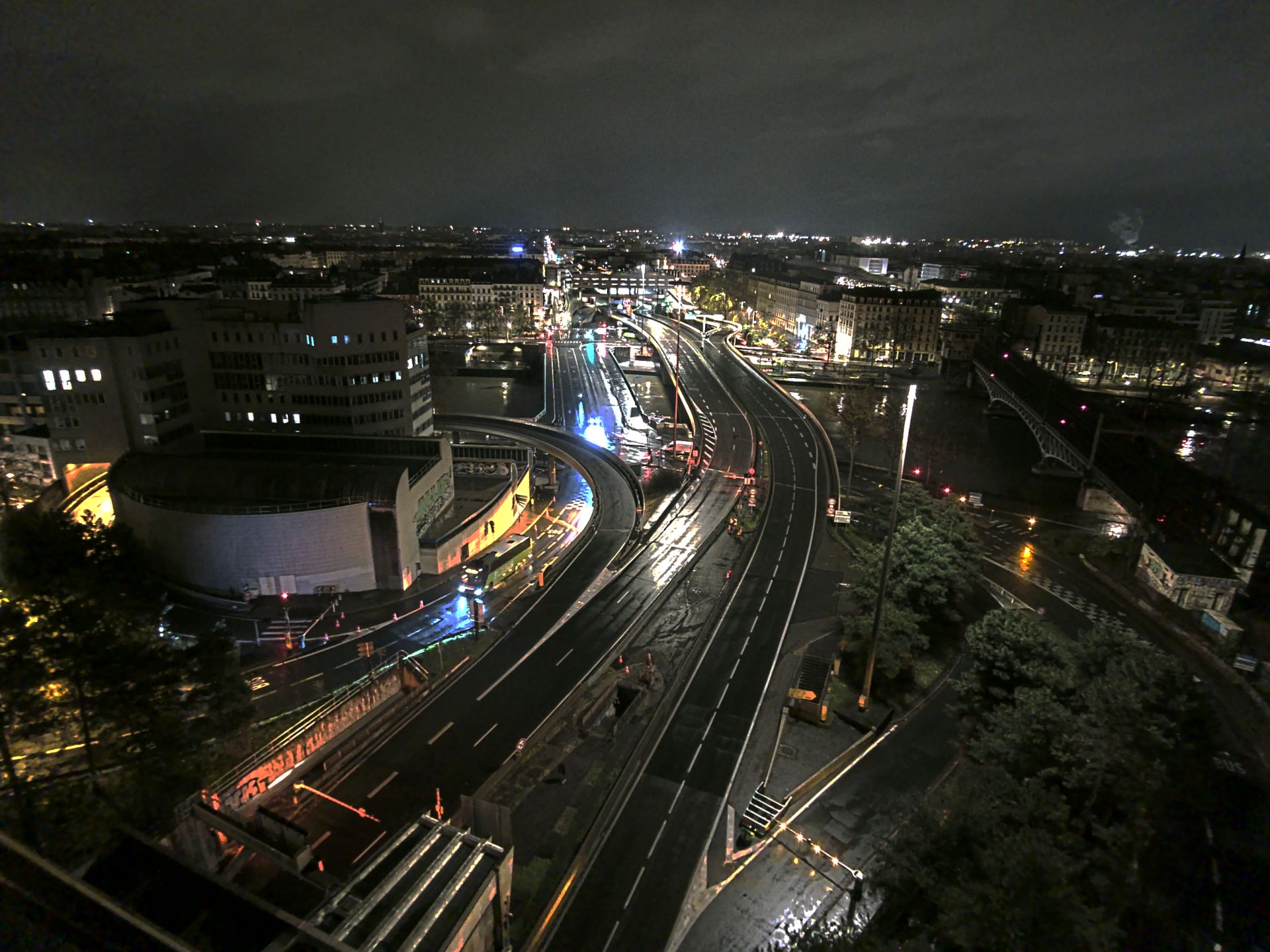 Caméra autoroute à Lyon Perrache à l'entrée Sud du Tunnel sous Fourvière, en direction de Marseille