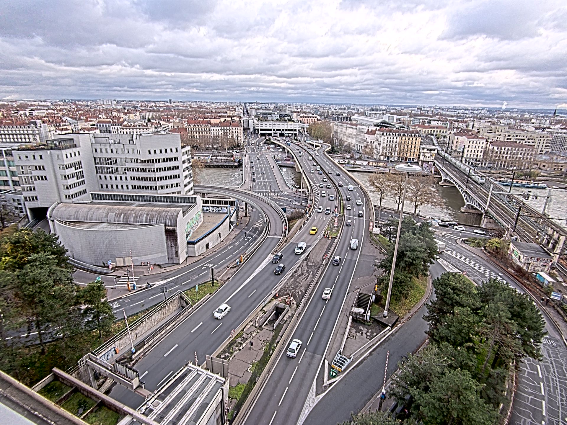 Caméra autoroute à Lyon Perrache à l'entrée Sud du Tunnel sous Fourvière, en direction de Marseille