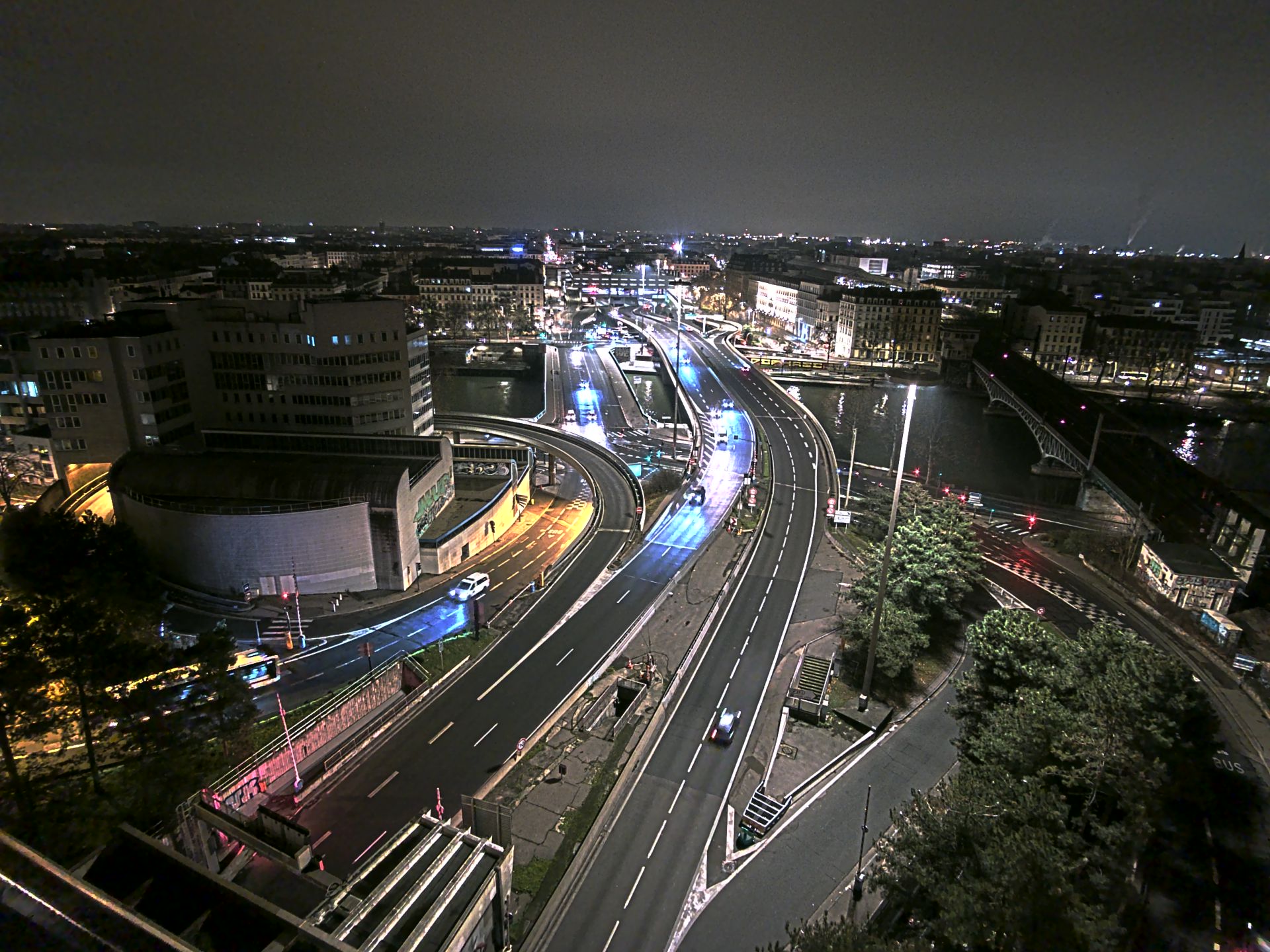 Caméra autoroute à Lyon Perrache à l'entrée Sud du Tunnel sous Fourvière, en direction de Marseille