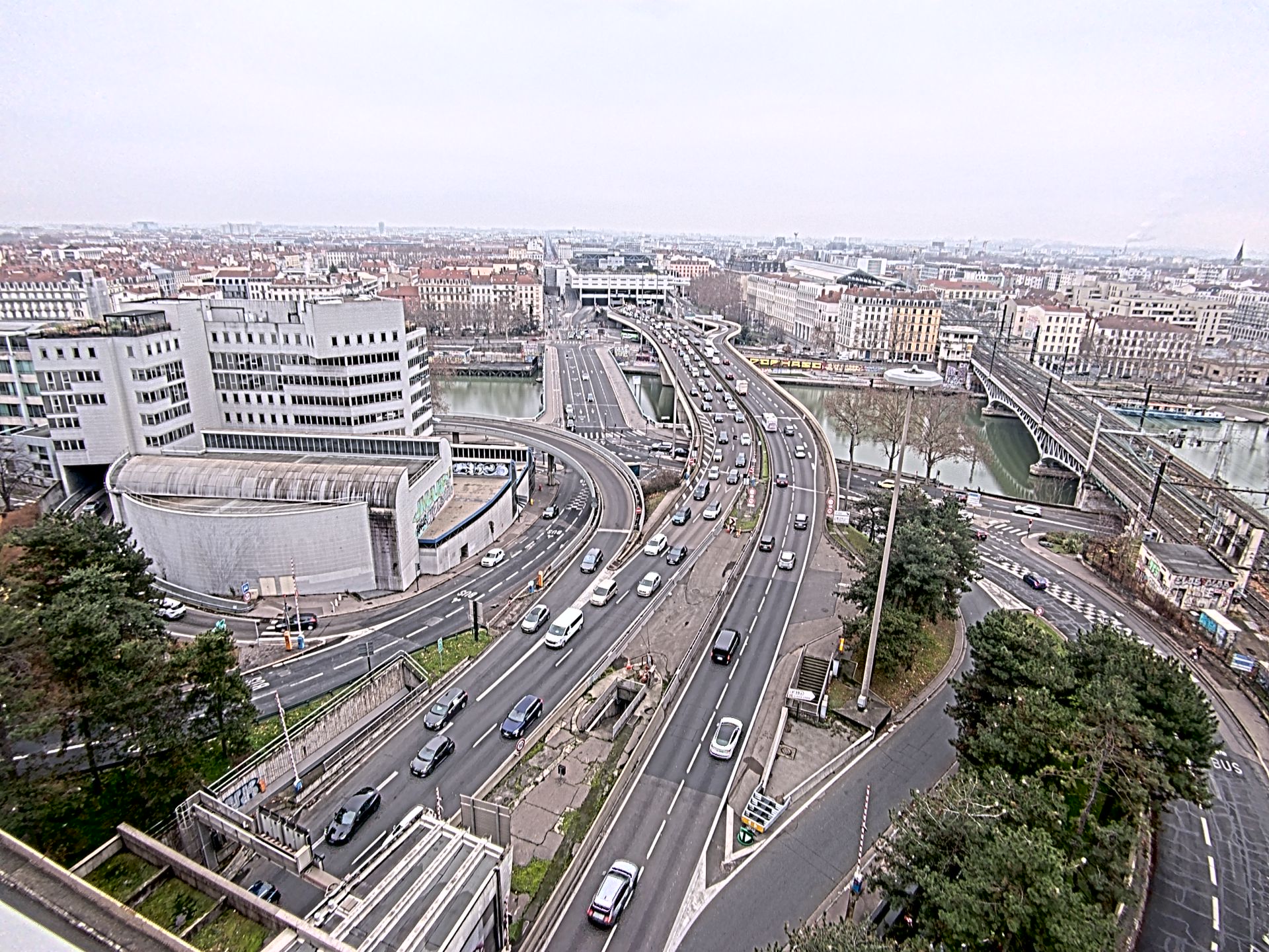 Caméra autoroute à Lyon Perrache à l'entrée Sud du Tunnel sous Fourvière, en direction de Marseille
