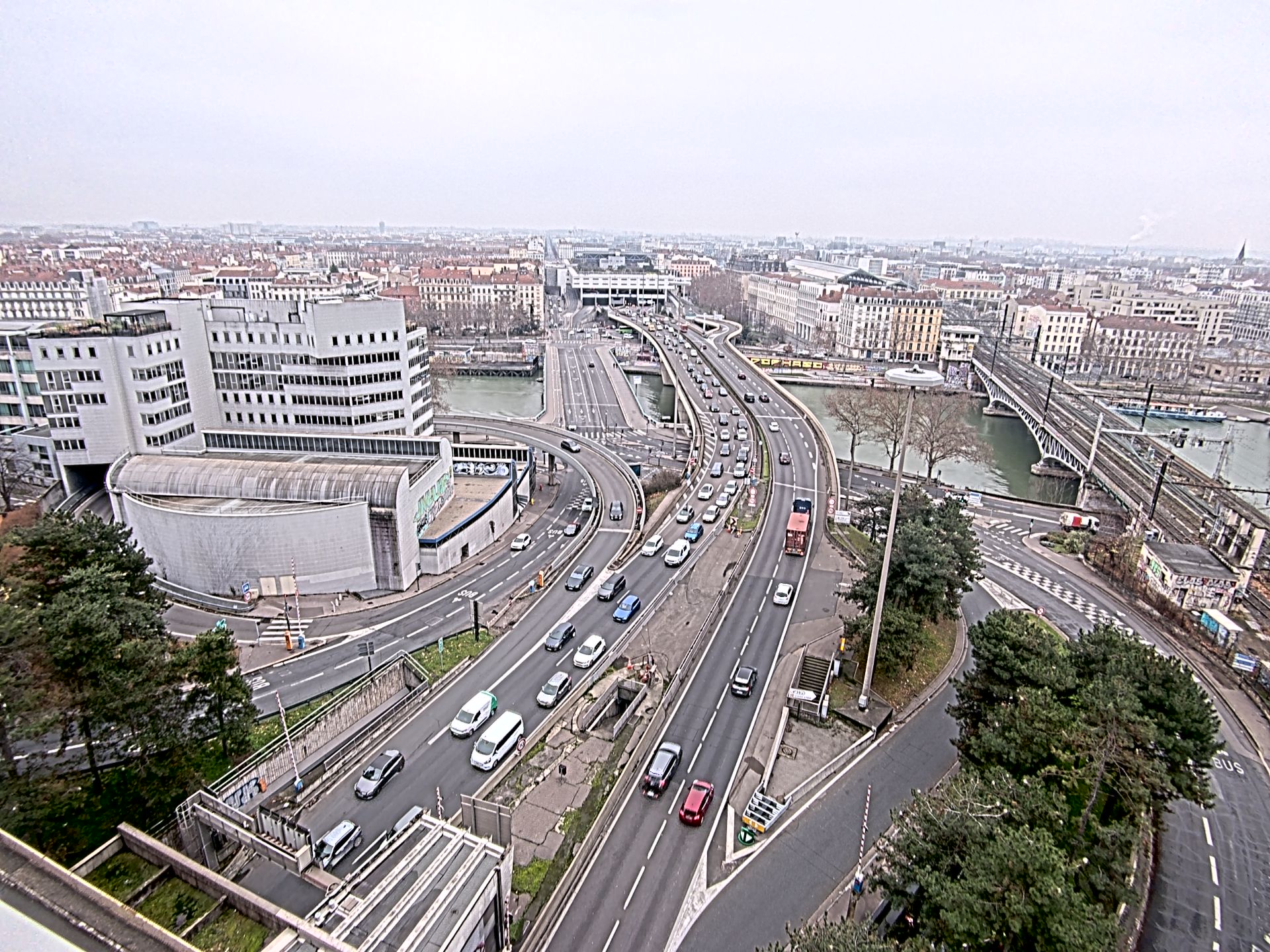 Caméra autoroute à Lyon Perrache à l'entrée Sud du Tunnel sous Fourvière, en direction de Marseille