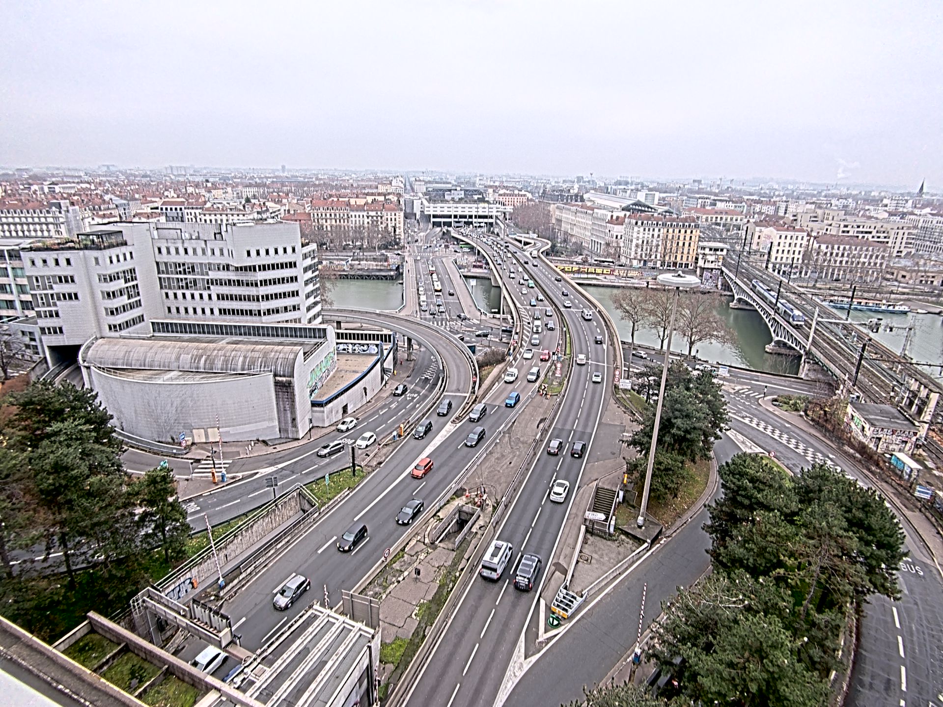 Caméra autoroute à Lyon Perrache à l'entrée Sud du Tunnel sous Fourvière, en direction de Marseille
