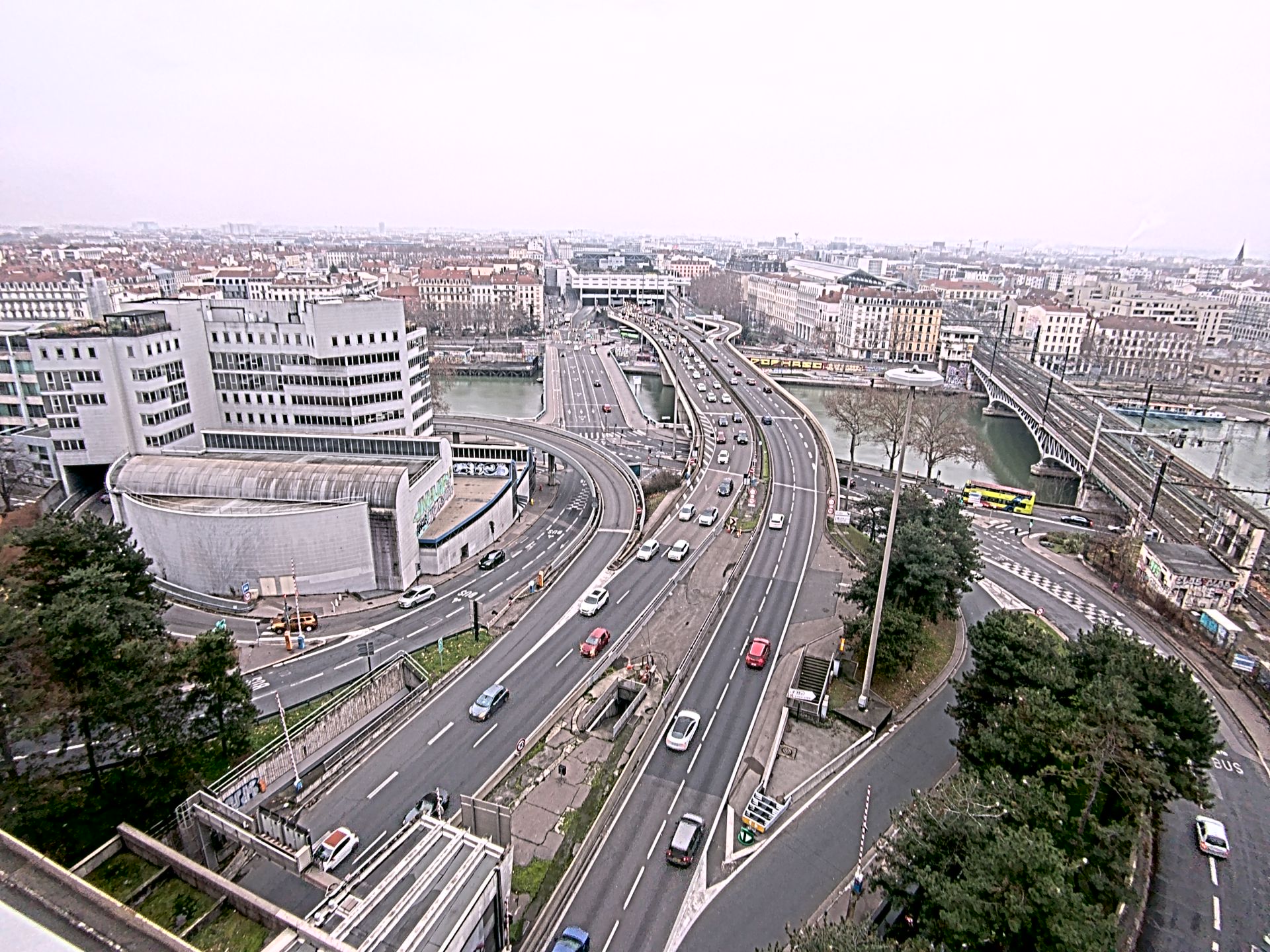 Caméra autoroute à Lyon Perrache à l'entrée Sud du Tunnel sous Fourvière, en direction de Marseille