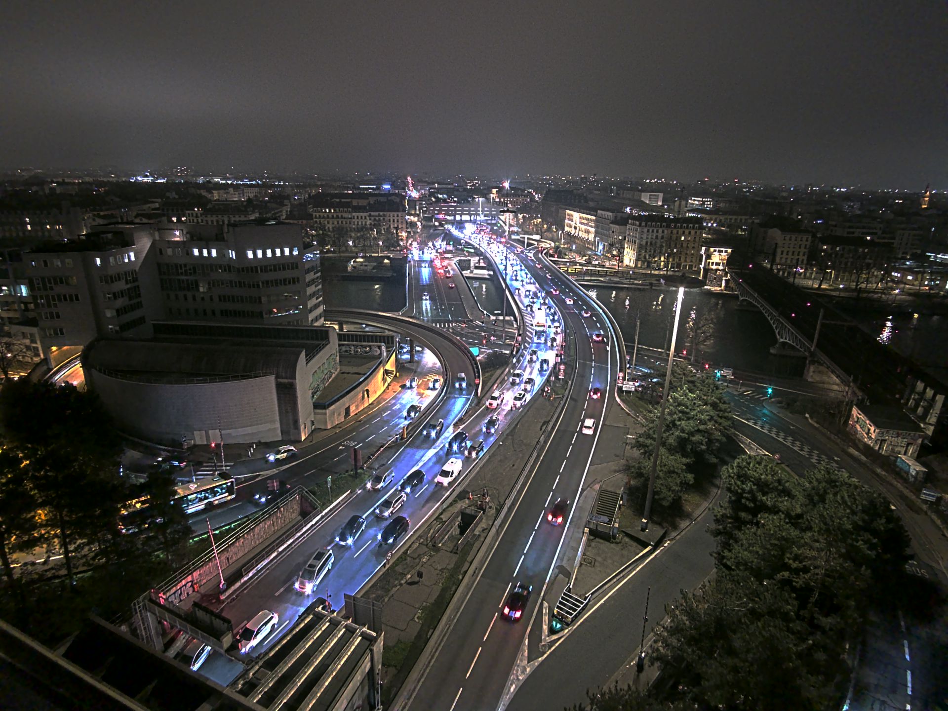 Caméra autoroute à Lyon Perrache à l'entrée Sud du Tunnel sous Fourvière, en direction de Marseille