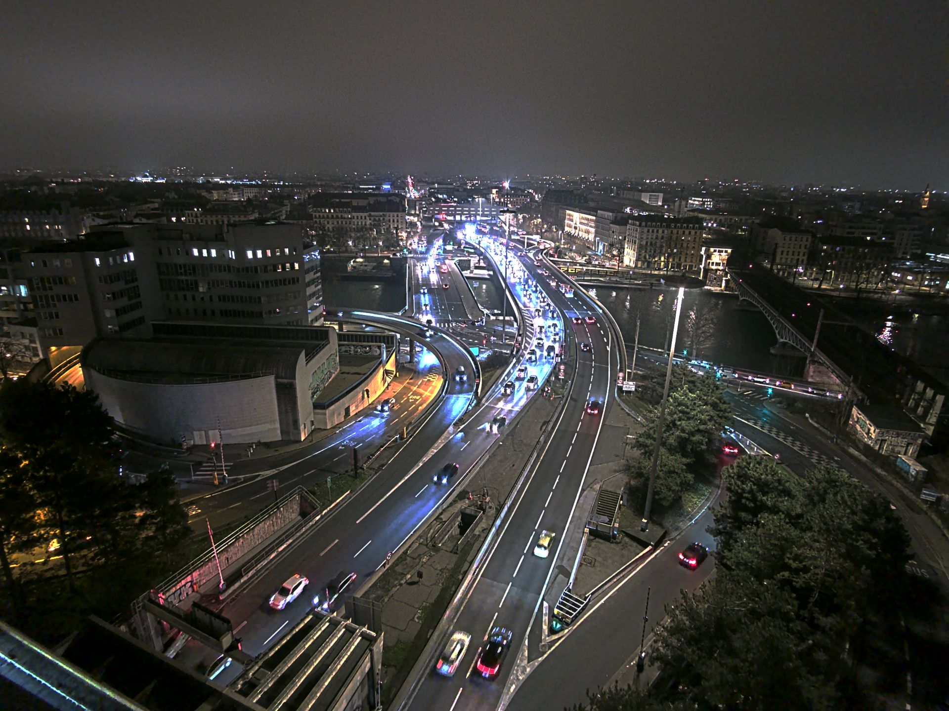 Caméra autoroute à Lyon Perrache à l'entrée Sud du Tunnel sous Fourvière, en direction de Marseille