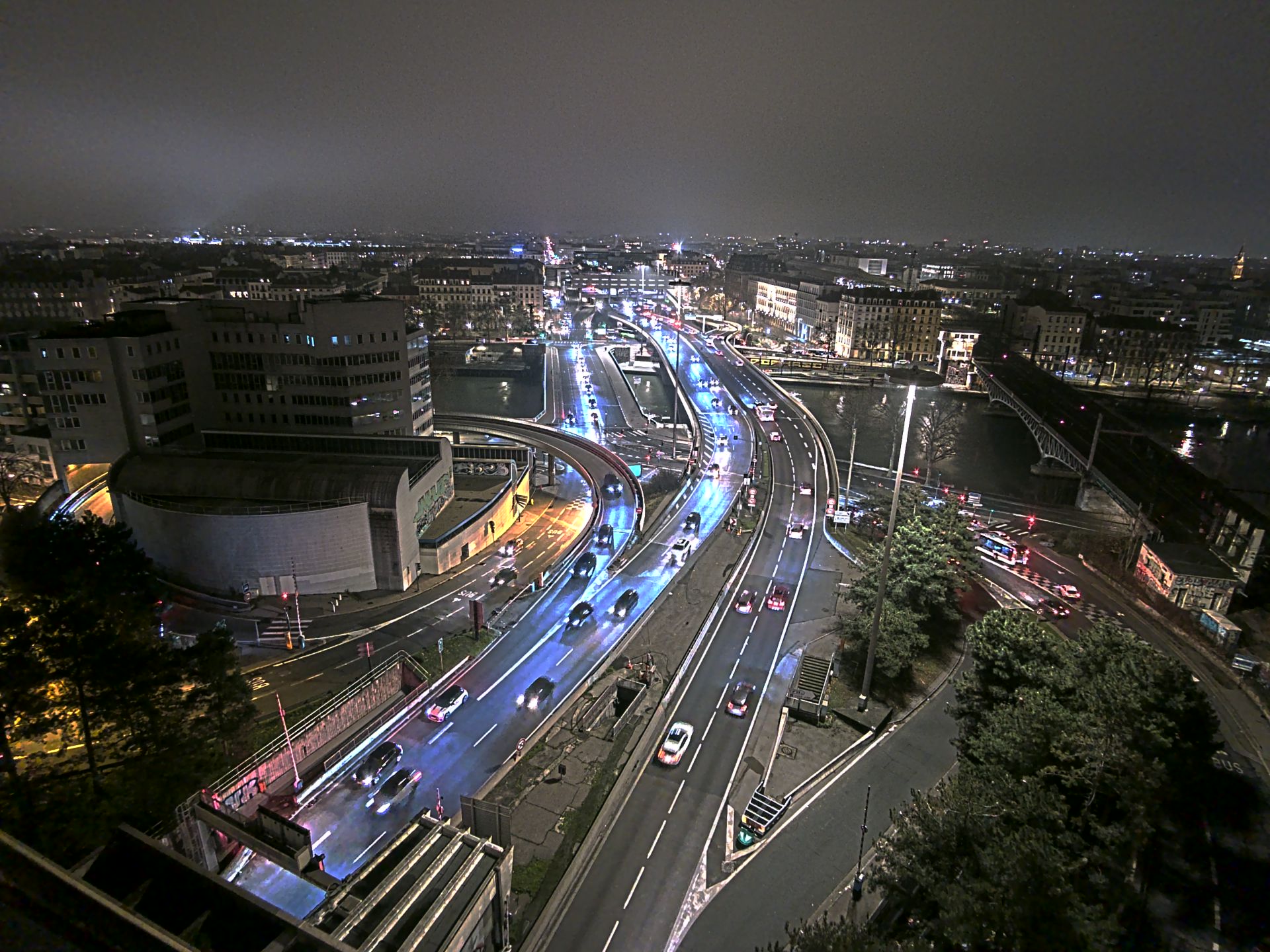 Caméra autoroute à Lyon Perrache à l'entrée Sud du Tunnel sous Fourvière, en direction de Marseille