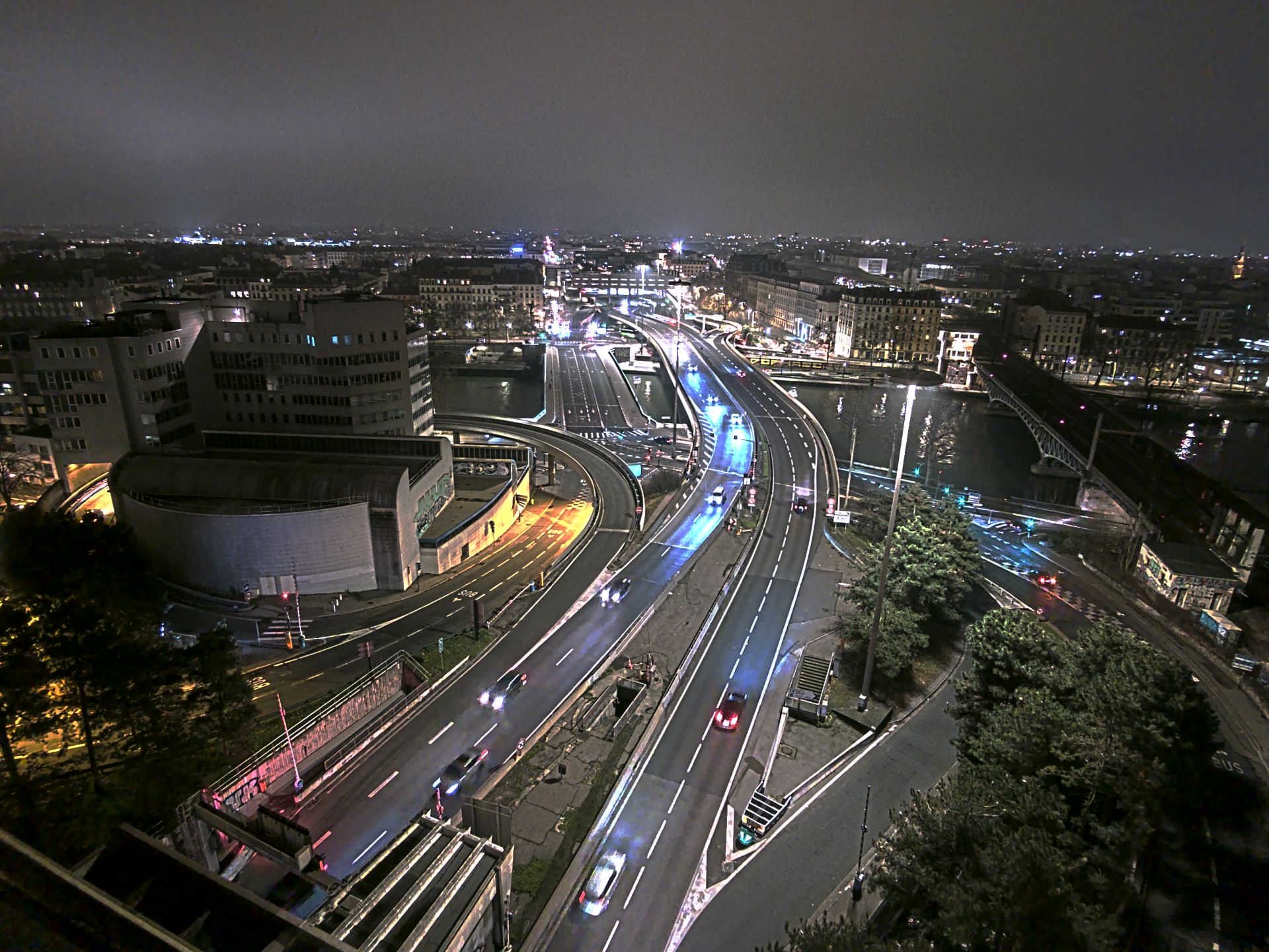 Caméra autoroute à Lyon Perrache à l'entrée Sud du Tunnel sous Fourvière, en direction de Marseille