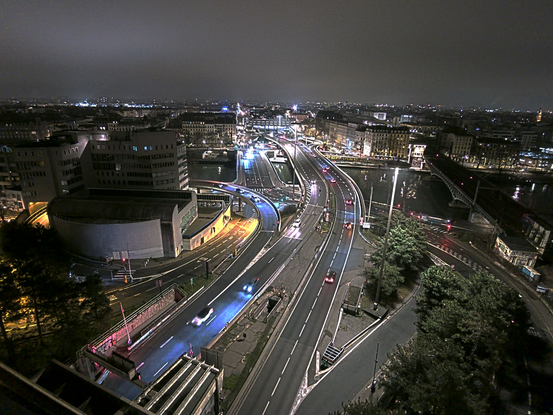 Caméra autoroute à Lyon Perrache à l'entrée Sud du Tunnel sous Fourvière, en direction de Marseille