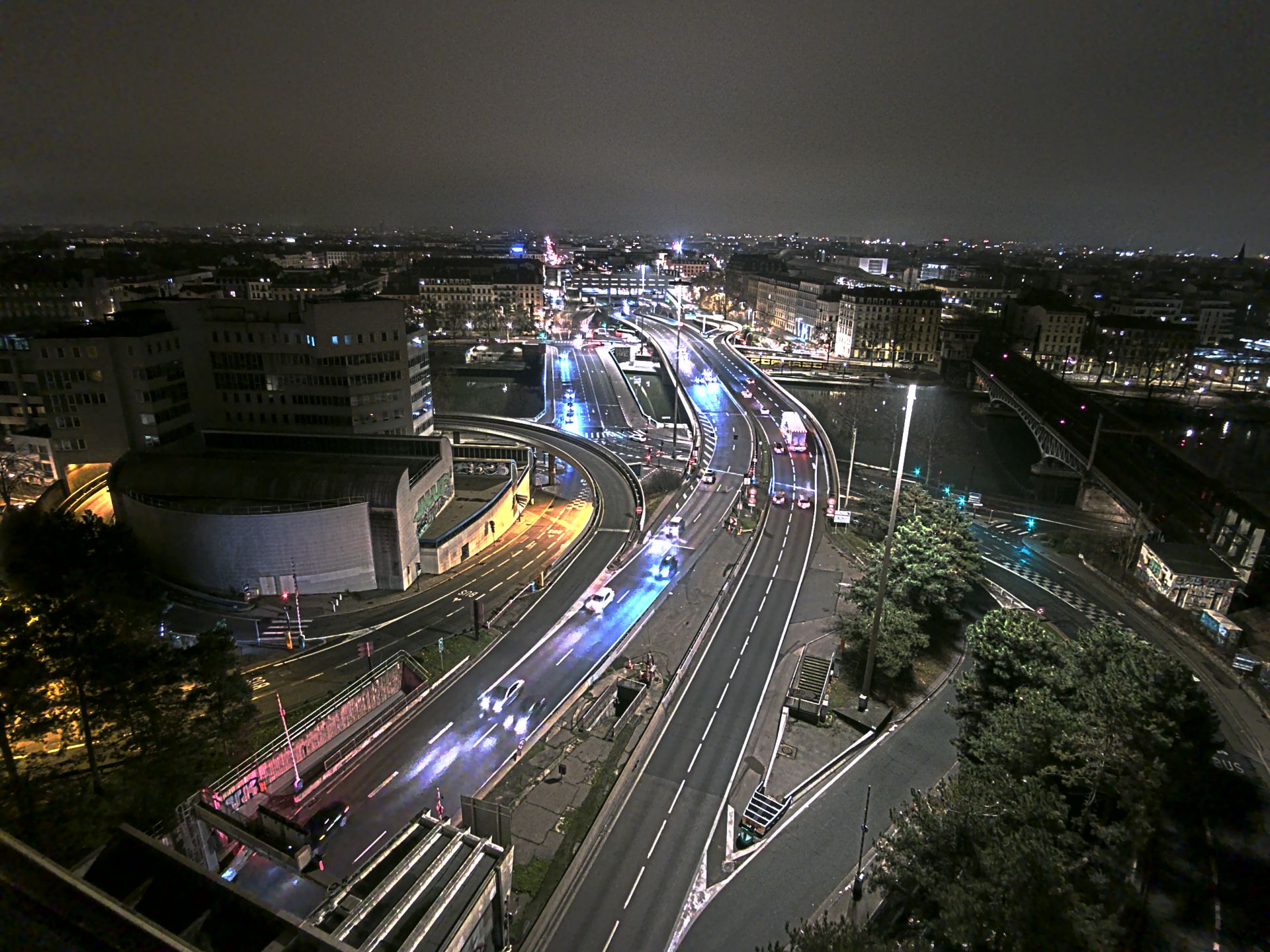 Caméra autoroute à Lyon Perrache à l'entrée Sud du Tunnel sous Fourvière, en direction de Marseille