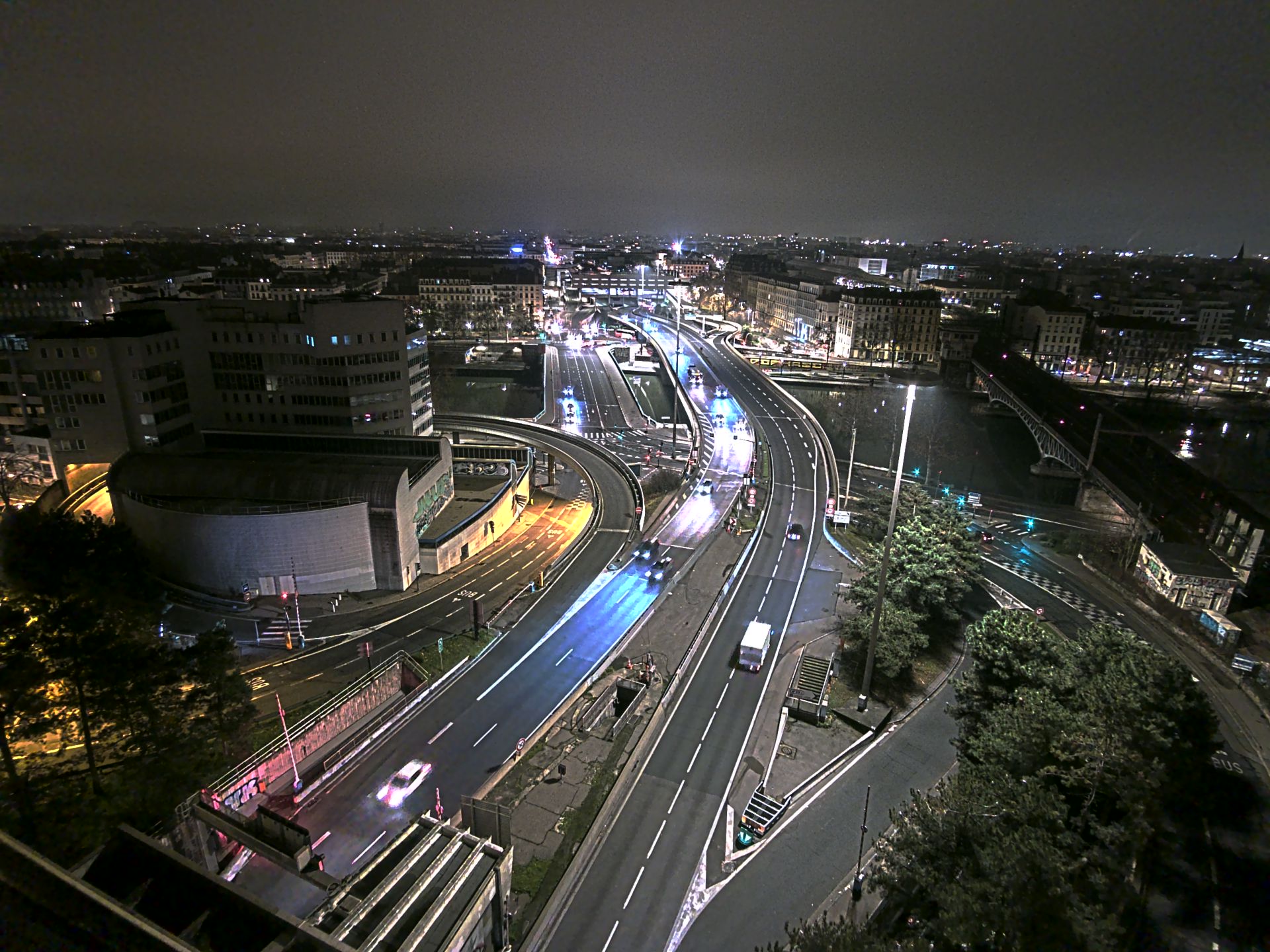 Caméra autoroute à Lyon Perrache à l'entrée Sud du Tunnel sous Fourvière, en direction de Marseille