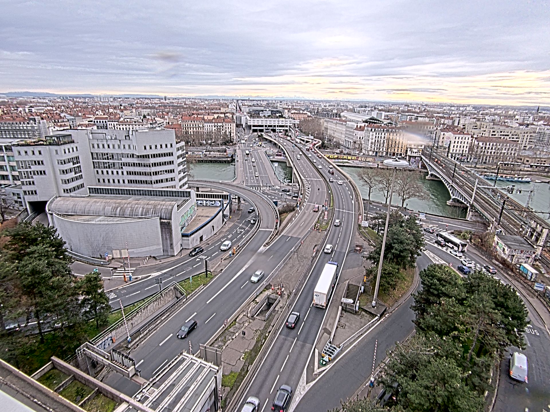 Caméra autoroute à Lyon Perrache à l'entrée Sud du Tunnel sous Fourvière, en direction de Marseille