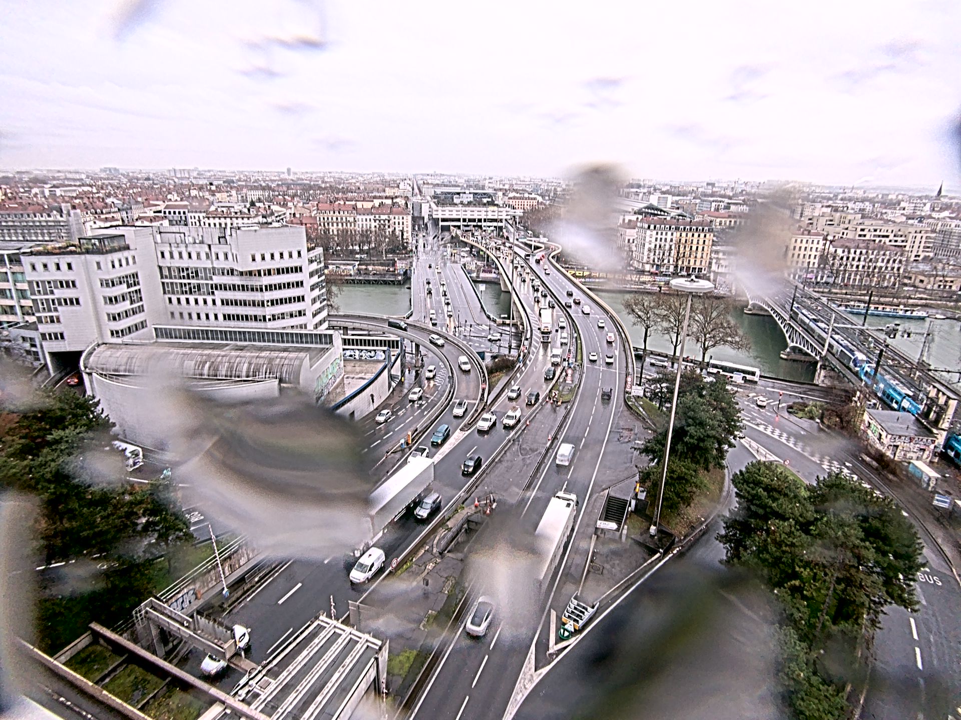 Caméra autoroute à Lyon Perrache à l'entrée Sud du Tunnel sous Fourvière, en direction de Marseille