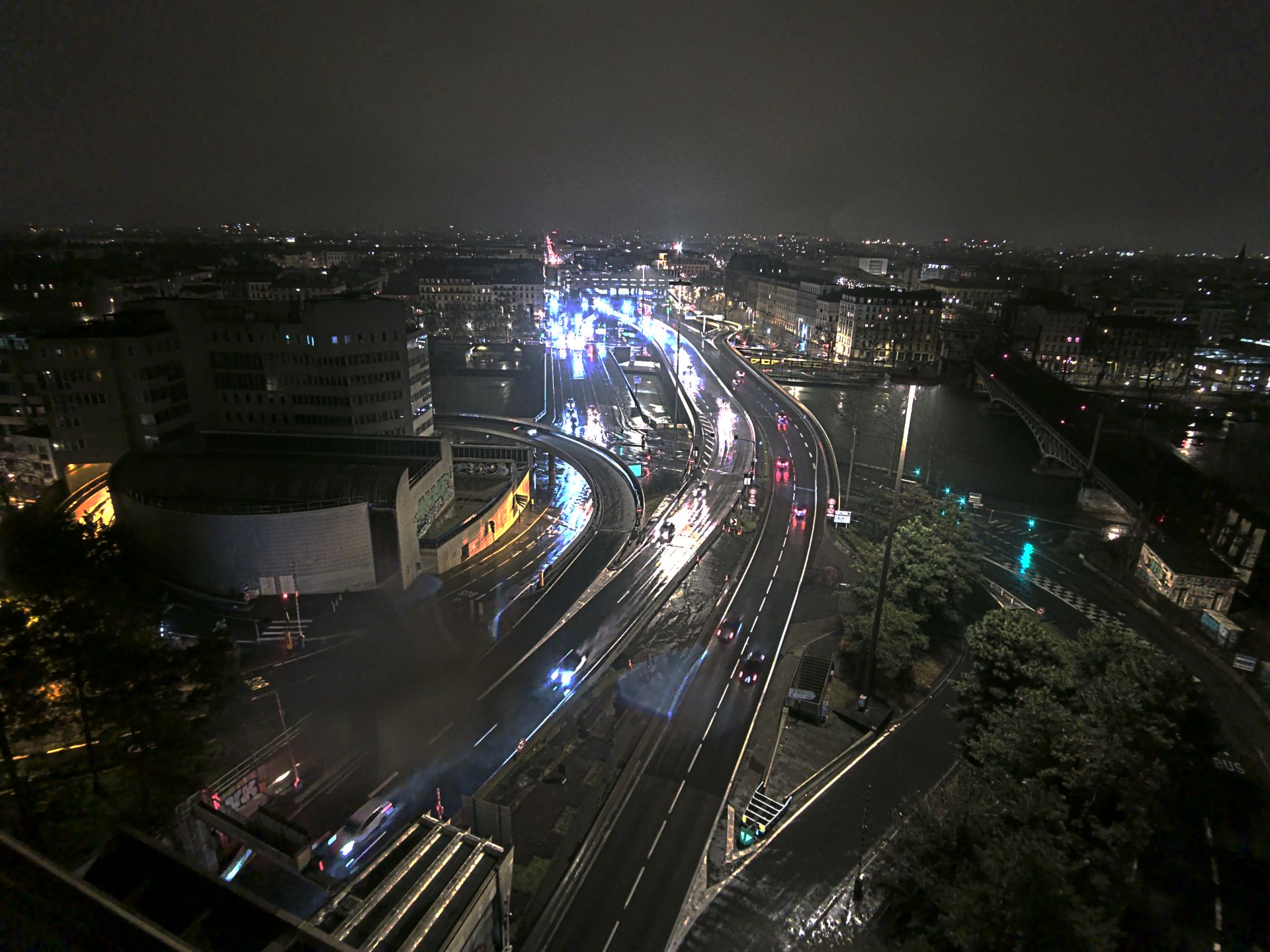 Caméra autoroute à Lyon Perrache à l'entrée Sud du Tunnel sous Fourvière, en direction de Marseille