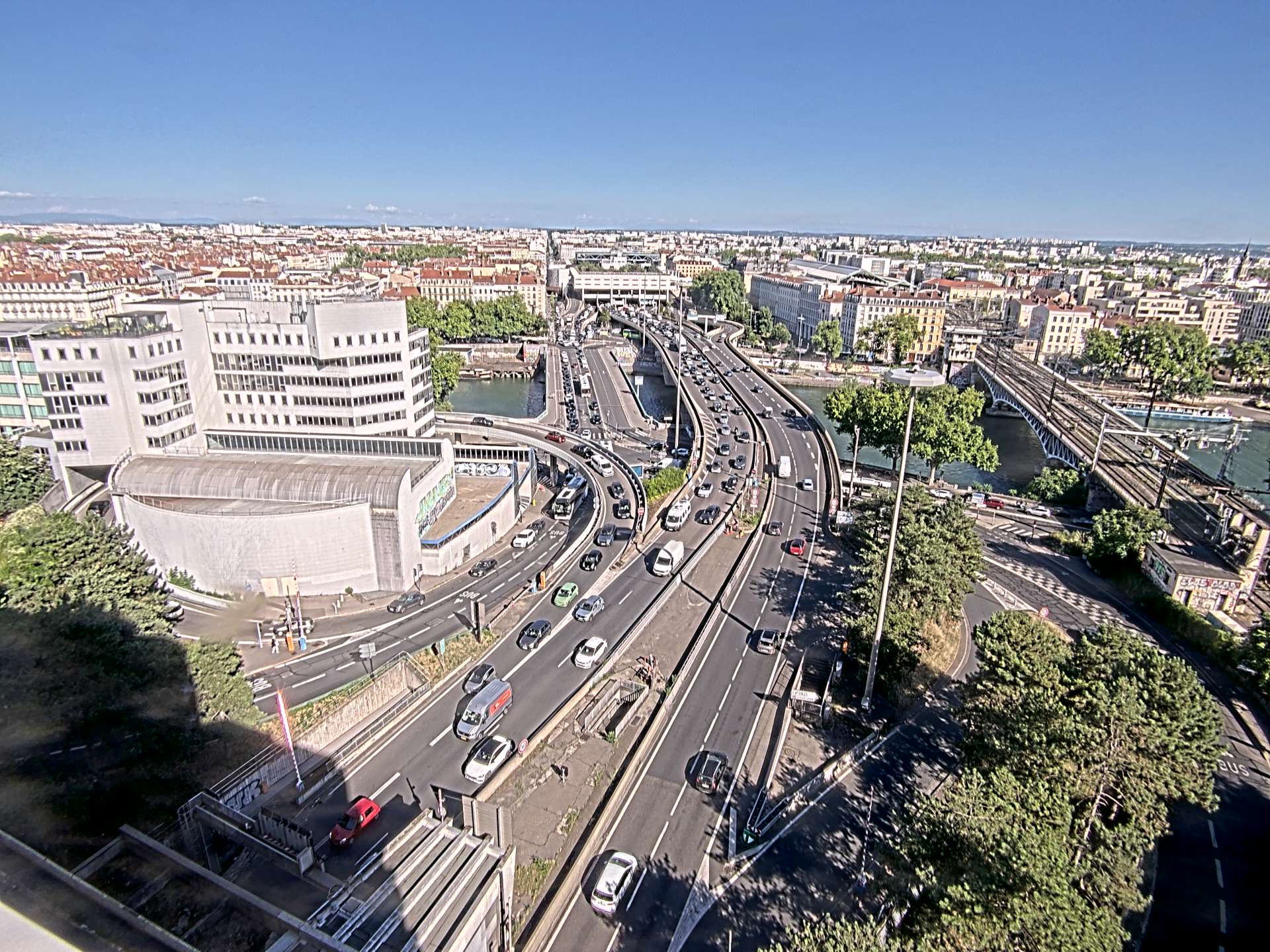 Caméra autoroute à Lyon Perrache à l'entrée Sud du Tunnel sous Fourvière, en direction de Marseille