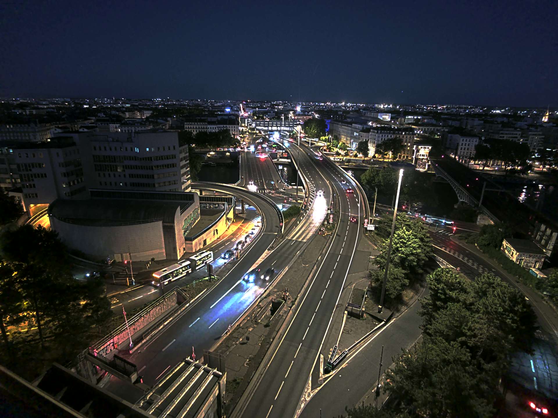 Caméra autoroute à Lyon Perrache à l'entrée Sud du Tunnel sous Fourvière, en direction de Marseille