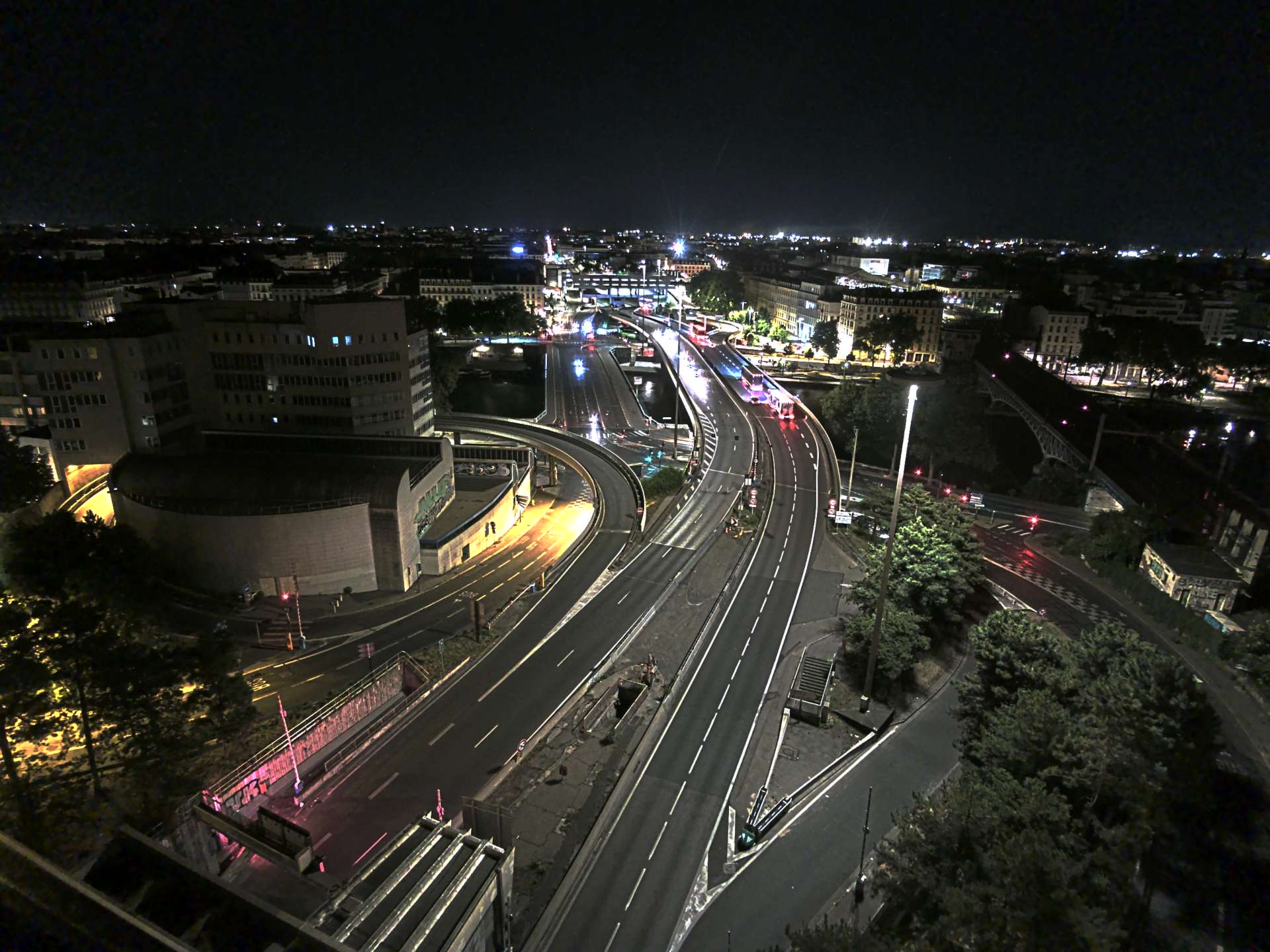 Caméra autoroute à Lyon Perrache à l'entrée Sud du Tunnel sous Fourvière, en direction de Marseille