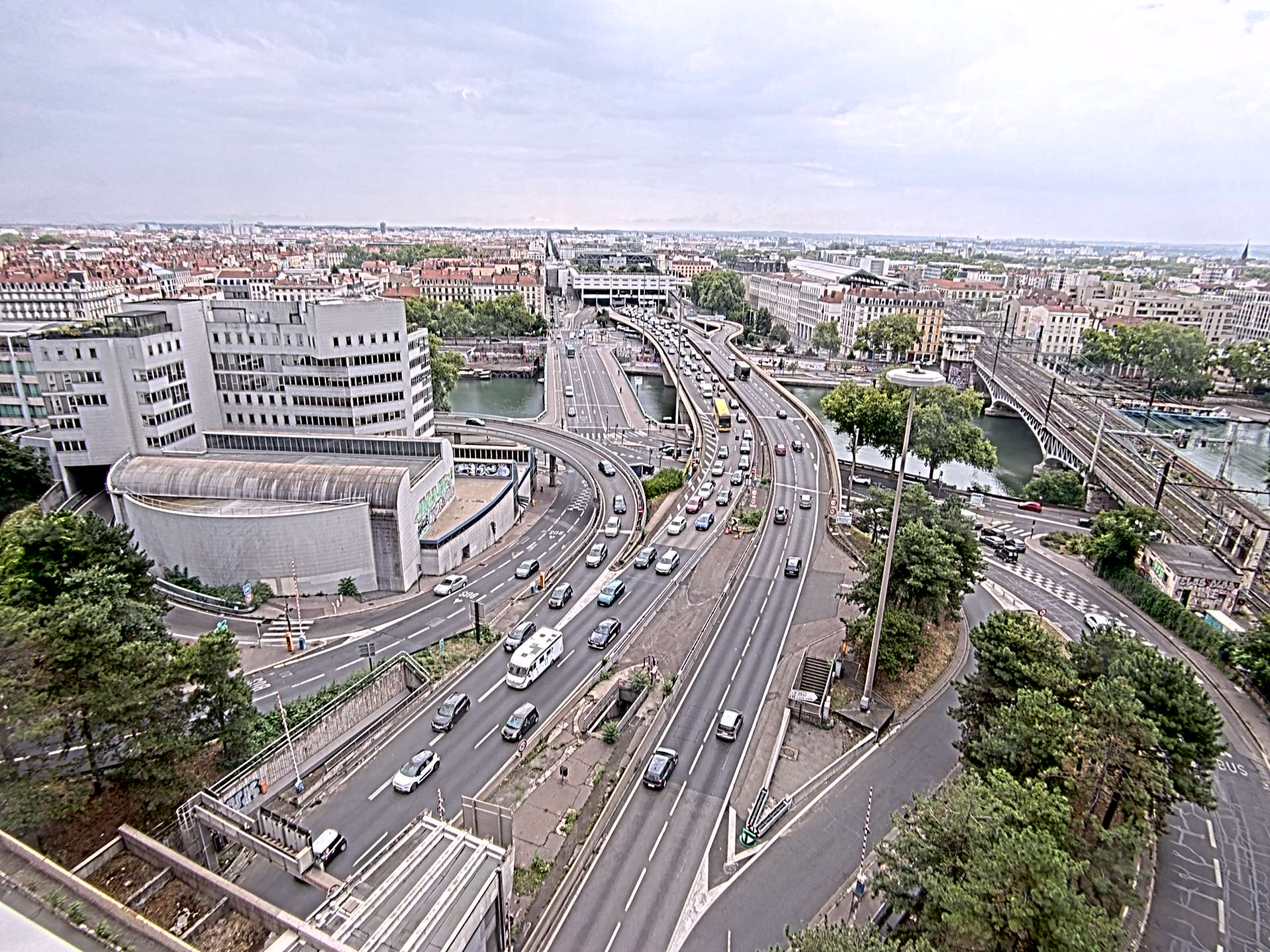 Caméra autoroute à Lyon Perrache à l'entrée Sud du Tunnel sous Fourvière, en direction de Marseille