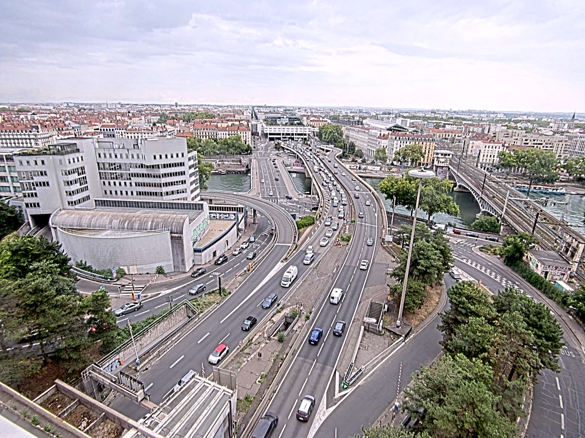 Caméra autoroute à Lyon Perrache à l'entrée Sud du Tunnel sous Fourvière, en direction de Marseille
