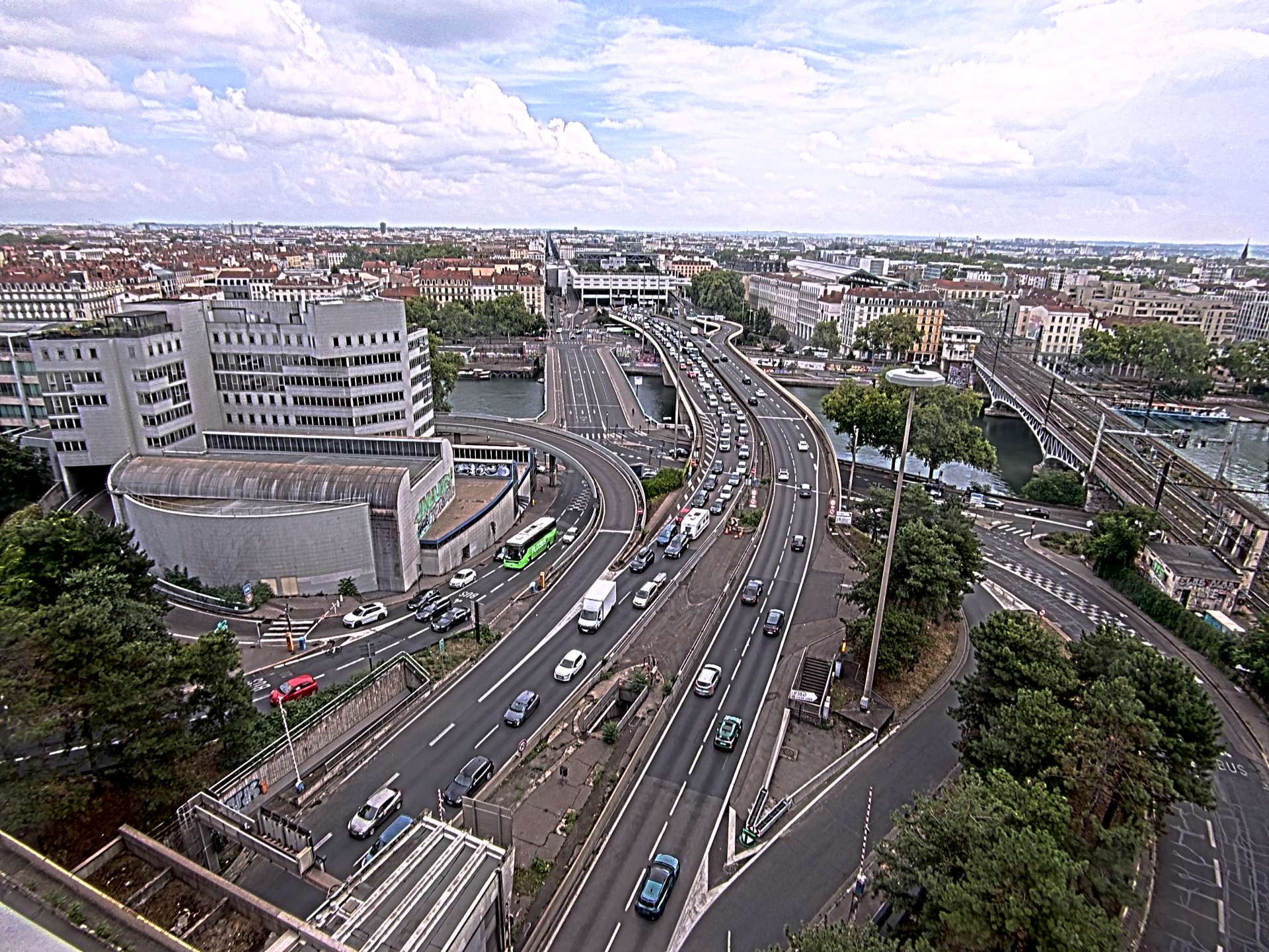 Caméra autoroute à Lyon Perrache à l'entrée Sud du Tunnel sous Fourvière, en direction de Marseille