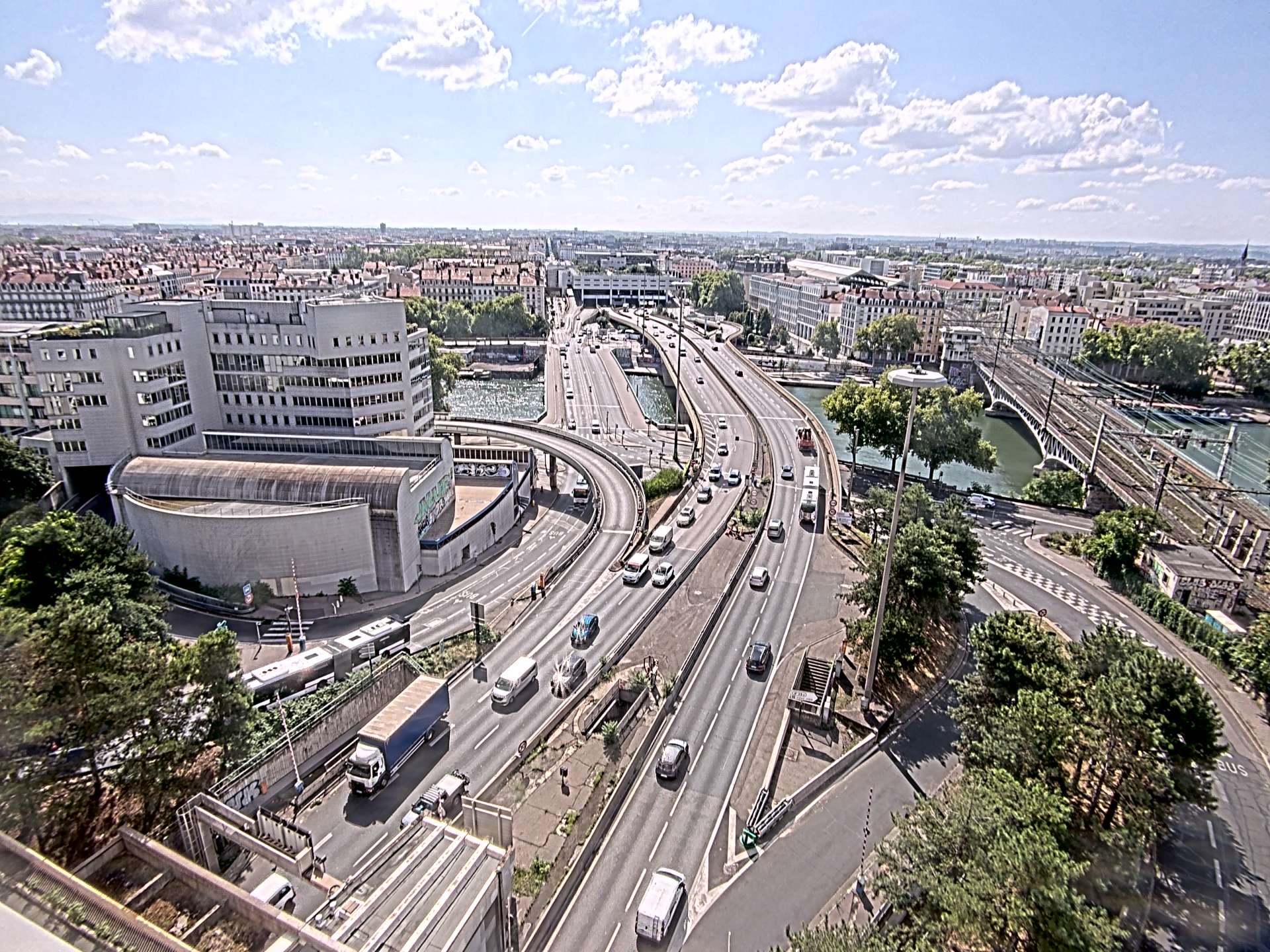 Caméra autoroute à Lyon Perrache à l'entrée Sud du Tunnel sous Fourvière, en direction de Marseille