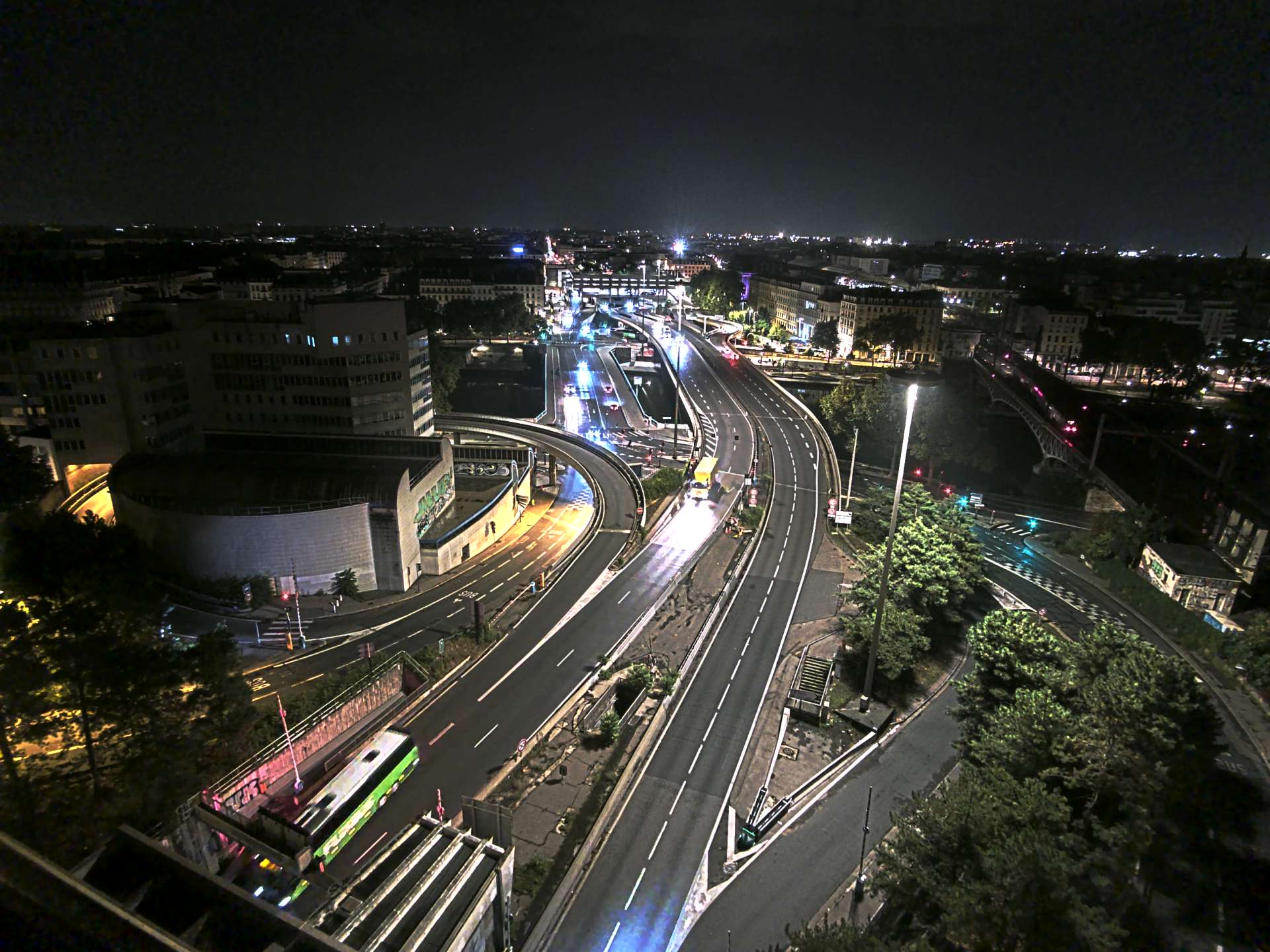 Caméra autoroute à Lyon Perrache à l'entrée Sud du Tunnel sous Fourvière, en direction de Marseille