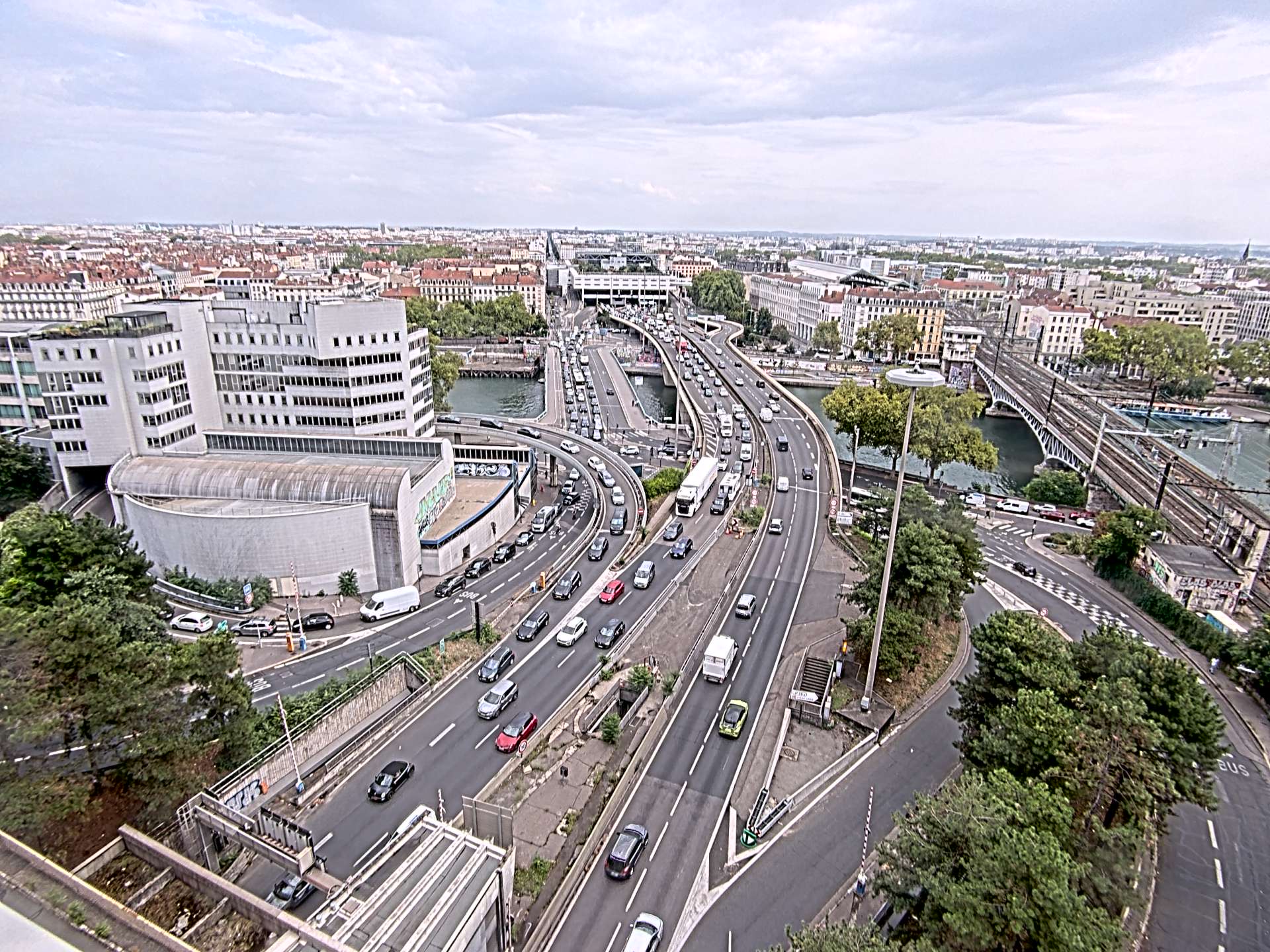 Caméra autoroute à Lyon Perrache à l'entrée Sud du Tunnel sous Fourvière, en direction de Marseille