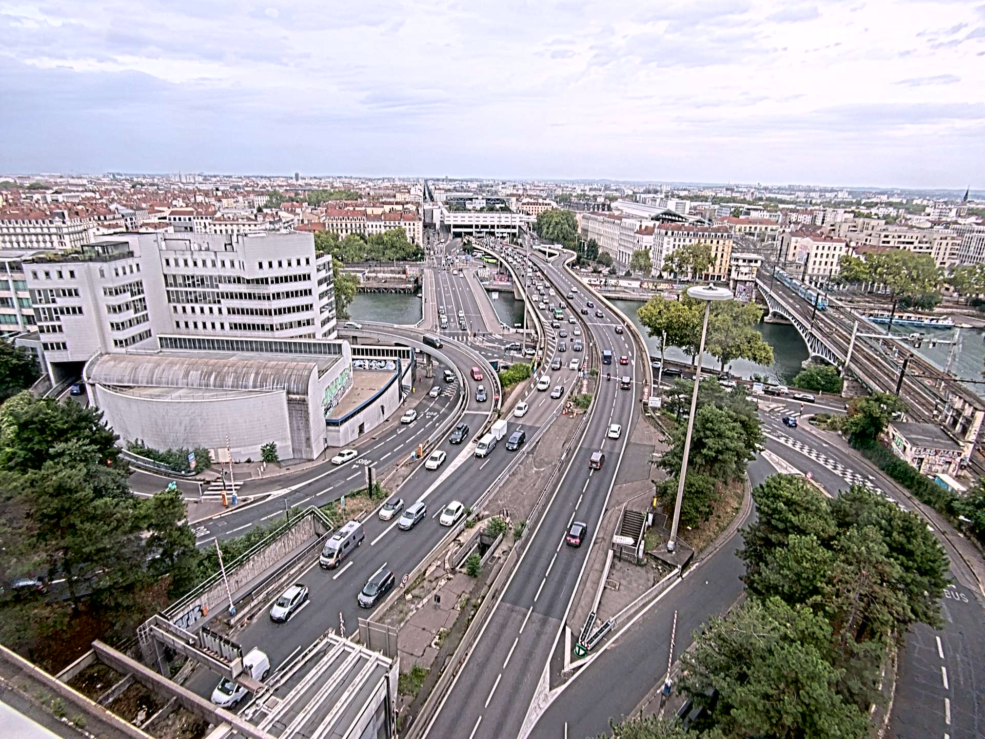 Caméra autoroute à Lyon Perrache à l'entrée Sud du Tunnel sous Fourvière, en direction de Marseille